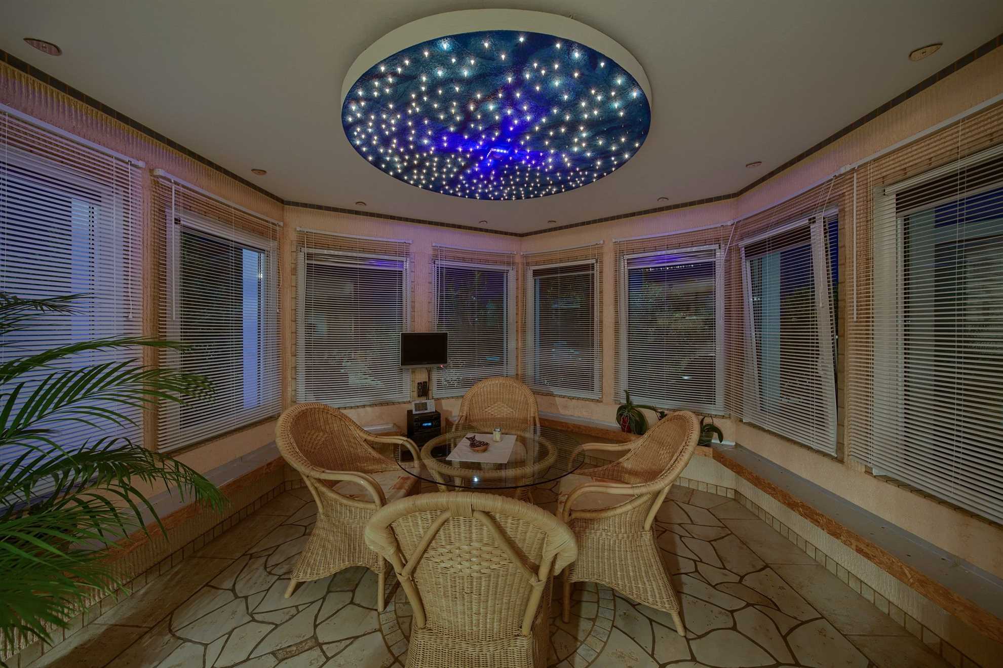 Ferienhaus NIKA mit Pool und Whirlpool