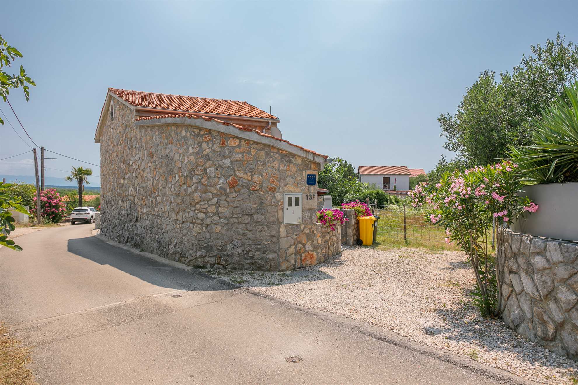 Počitniška hiša GALOVIĆ z zasebnim bazenom