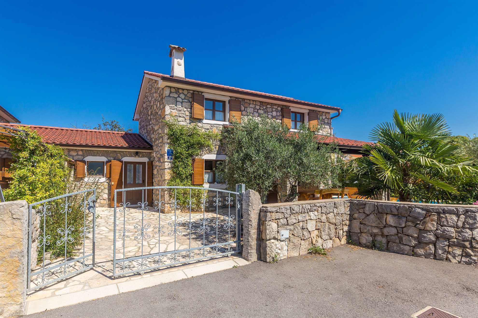 Ferienhaus BLUE IVY mit Swimmingpool