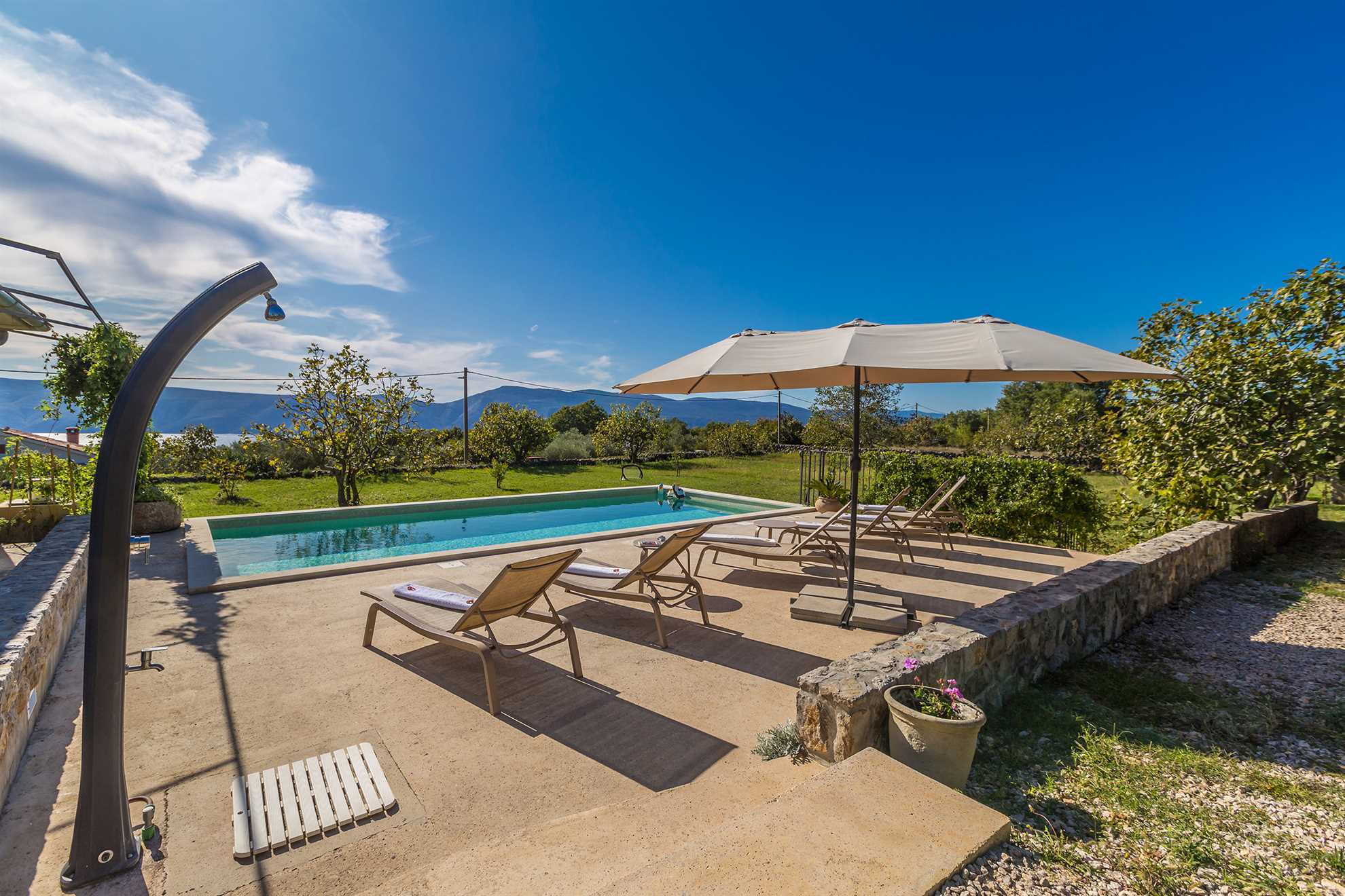 Ferienhaus TRSJA mit Swimmingpool