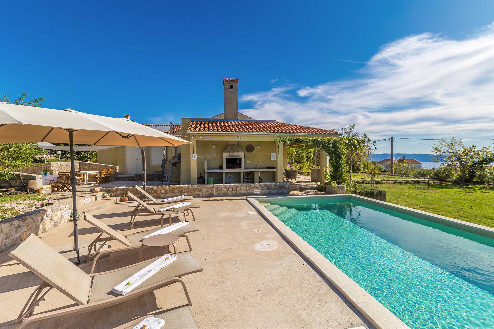 Ferienhaus TRSJA mit Swimmingpool