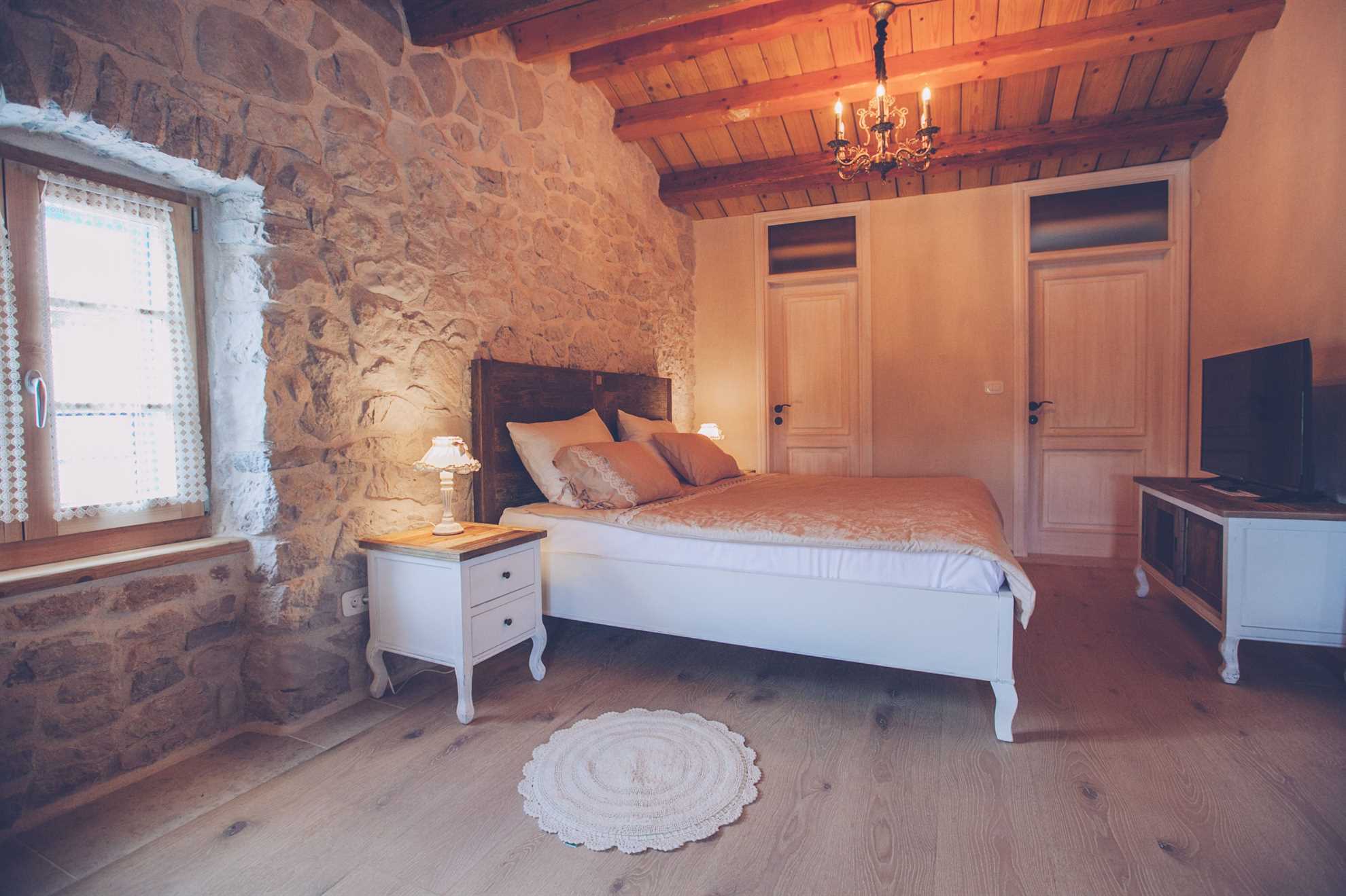 Luksuzna Villa DELUXE sa bazenom i saunom