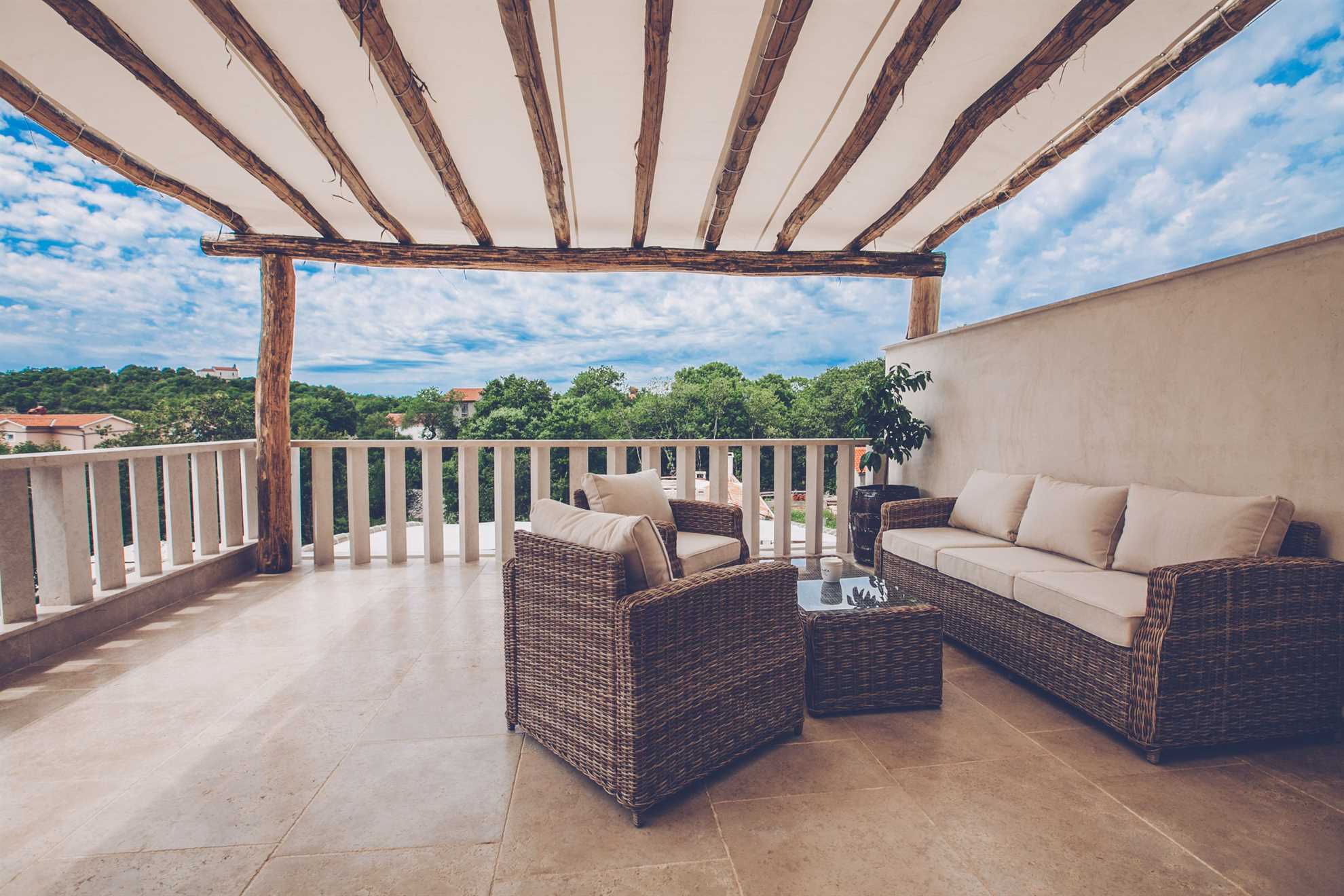 Luksuzna Villa DELUXE sa bazenom i saunom