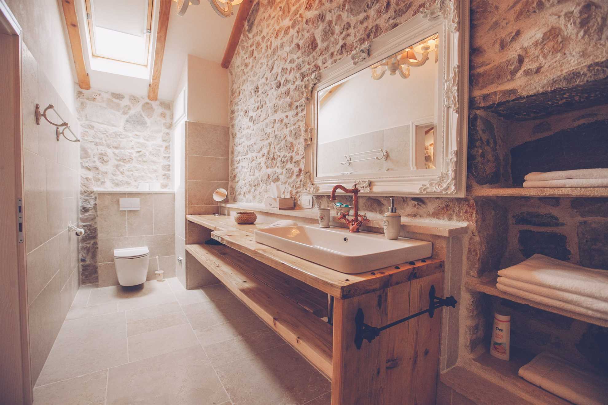 Luksuzna Villa DELUXE sa bazenom i saunom