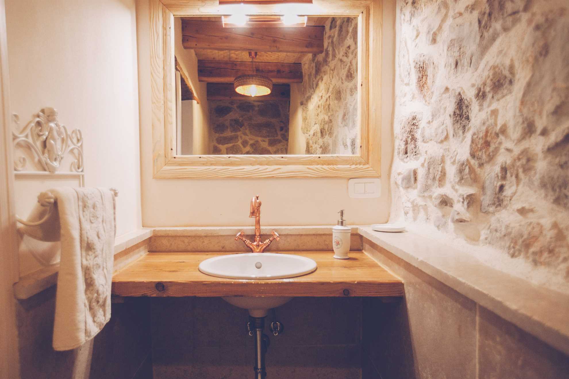 Luksuzna Villa DELUXE sa bazenom i saunom