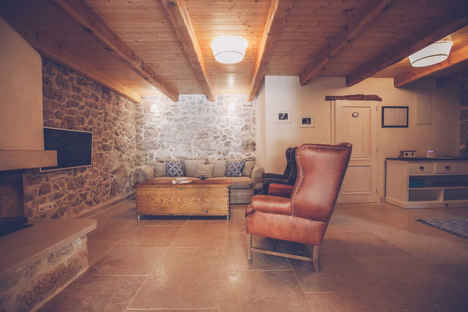 Luksuzna Villa DELUXE sa bazenom i saunom