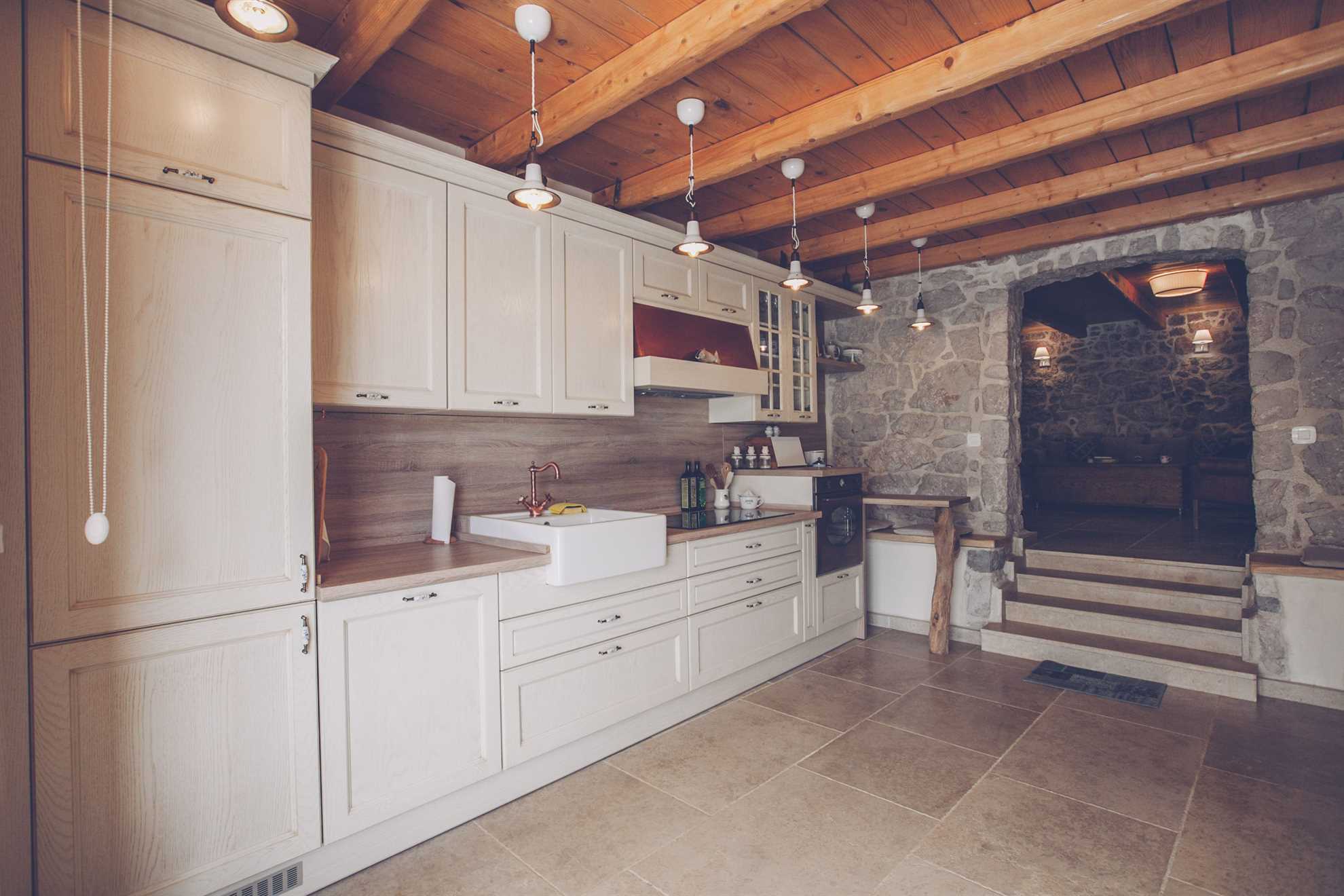 Luksuzna Villa DELUXE sa bazenom i saunom