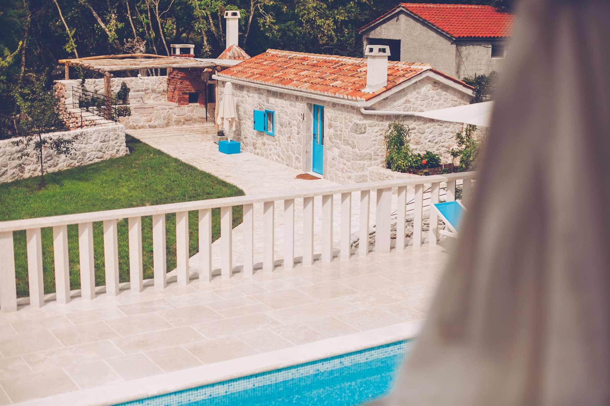 Luksuzna Villa DELUXE sa bazenom i saunom