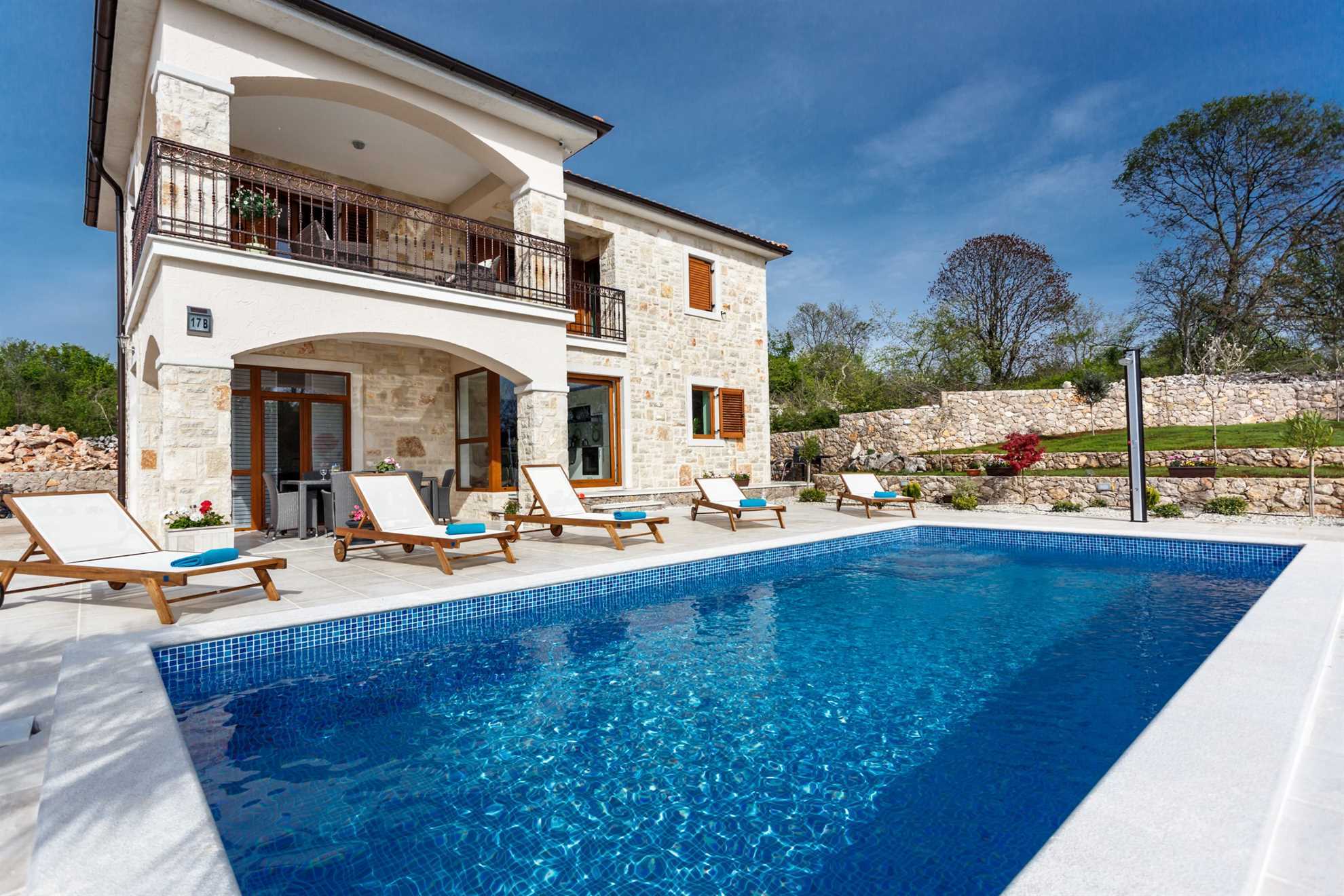 Casa vacanze OBZOVA con piscina privata