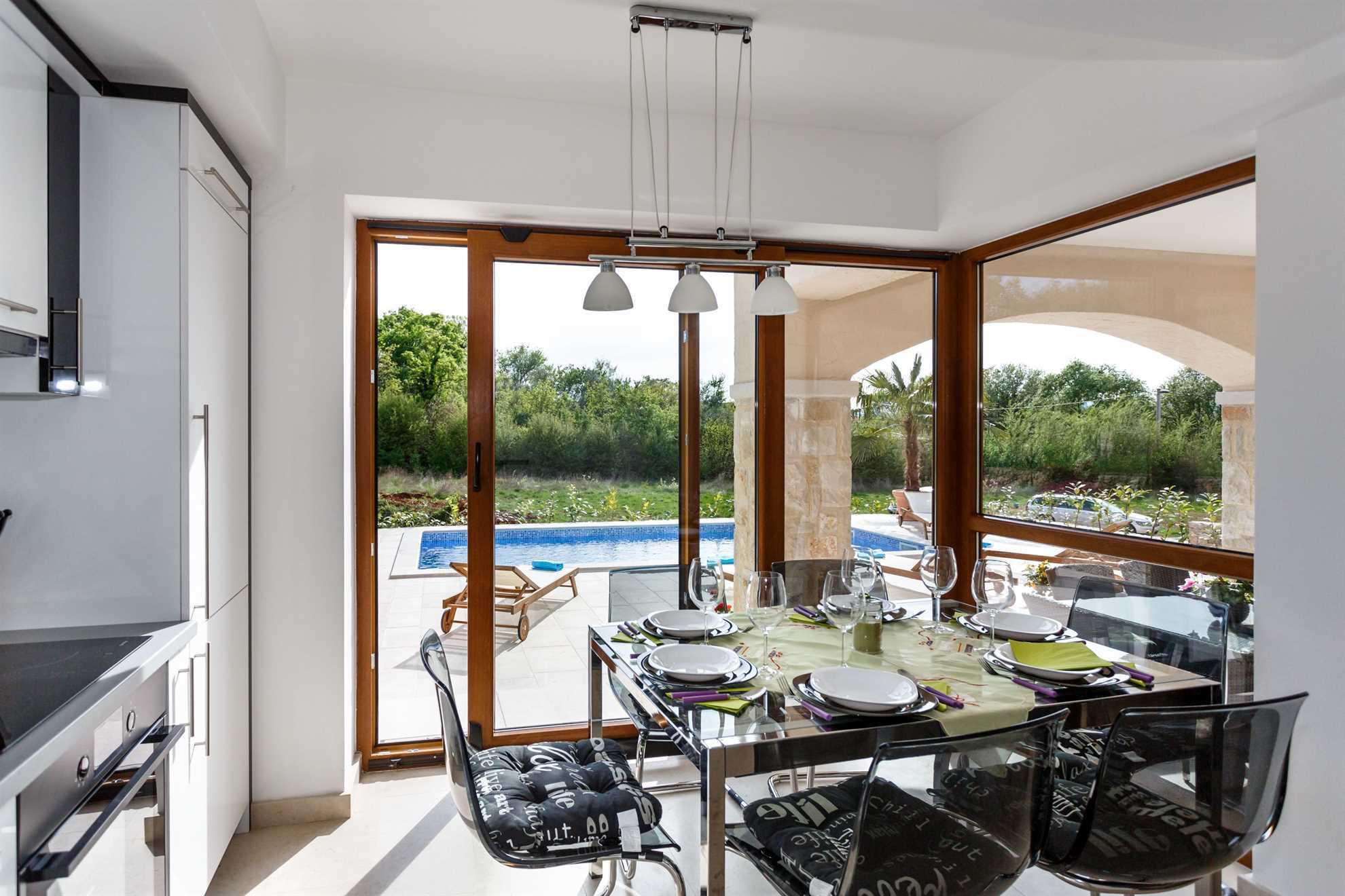 Casa vacanze OBZOVA con piscina privata