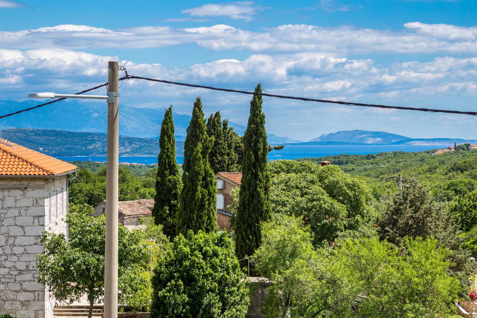 Atraktivna kuća za odmor MARE s bazenom i jacuzzijem