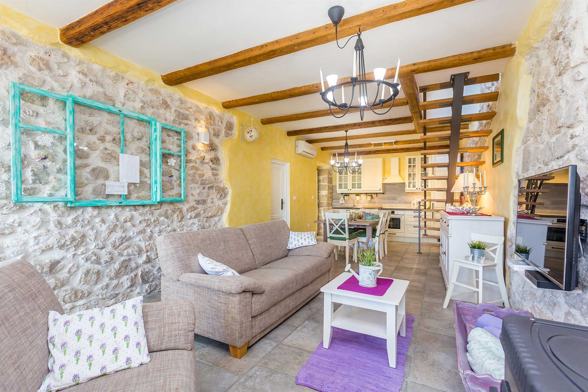 Rustic holiday house KATE