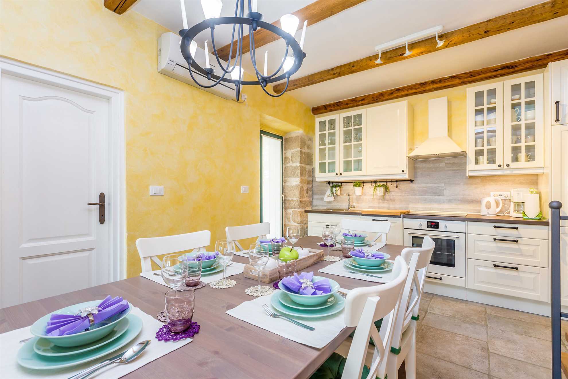 Rustic holiday house KATE