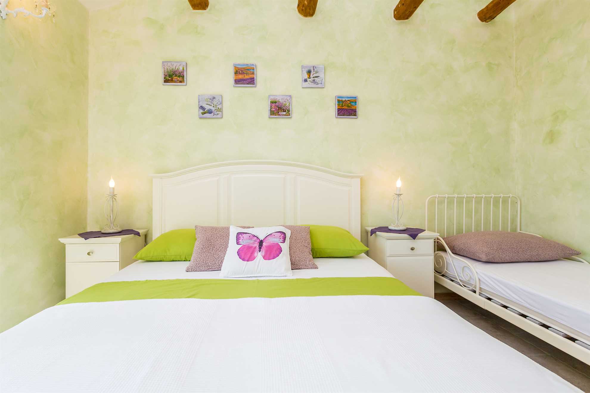 Rustic holiday house KATE