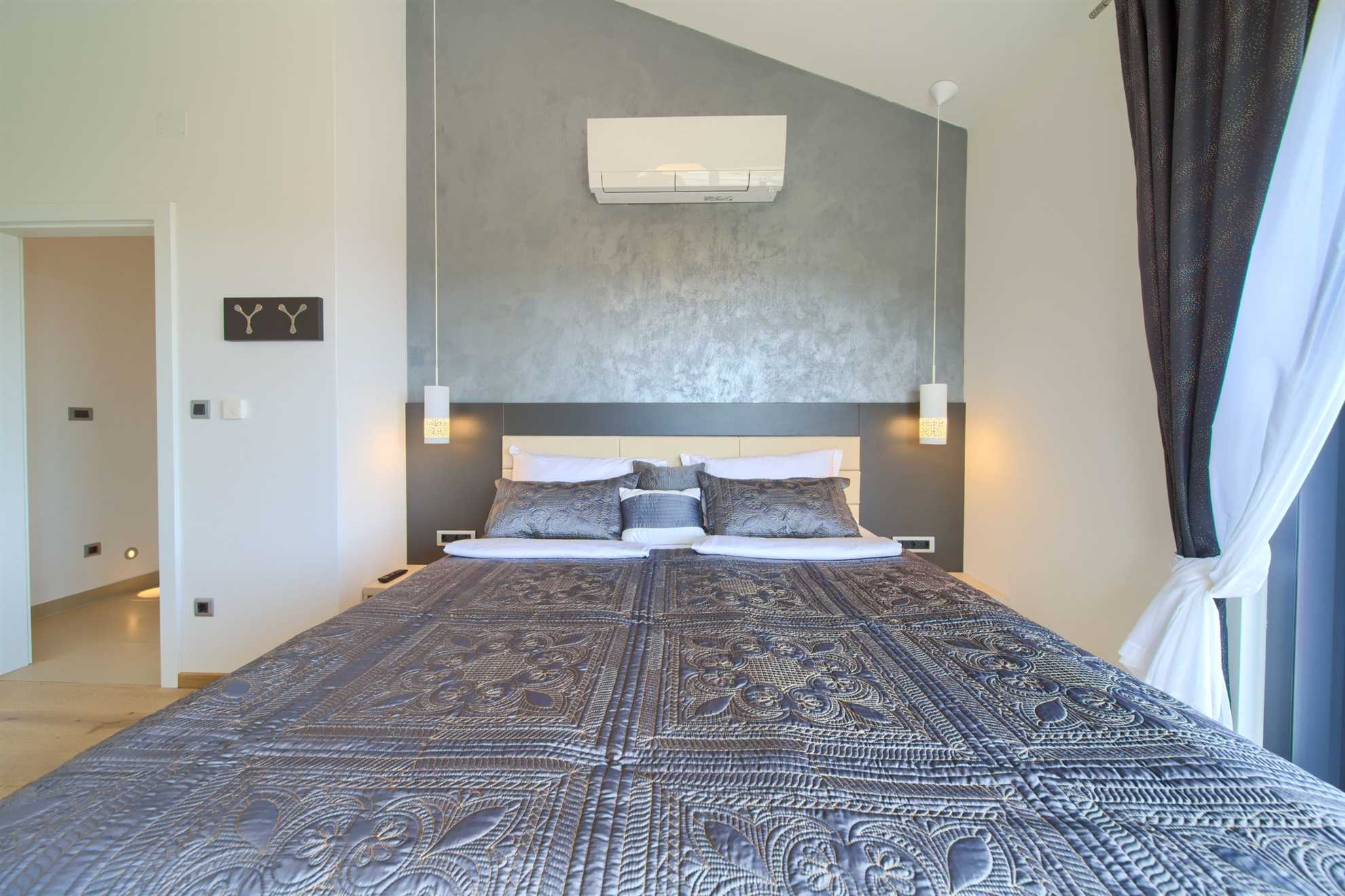 Luksuzna kuća za odmor BELLA s privatnim bazenom