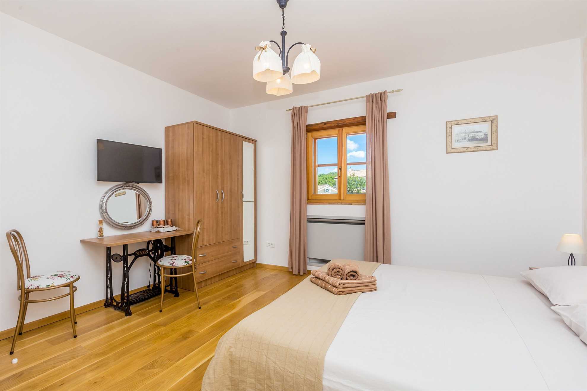 Prekrasna rustikalna kuća za odmor HOJEVICA