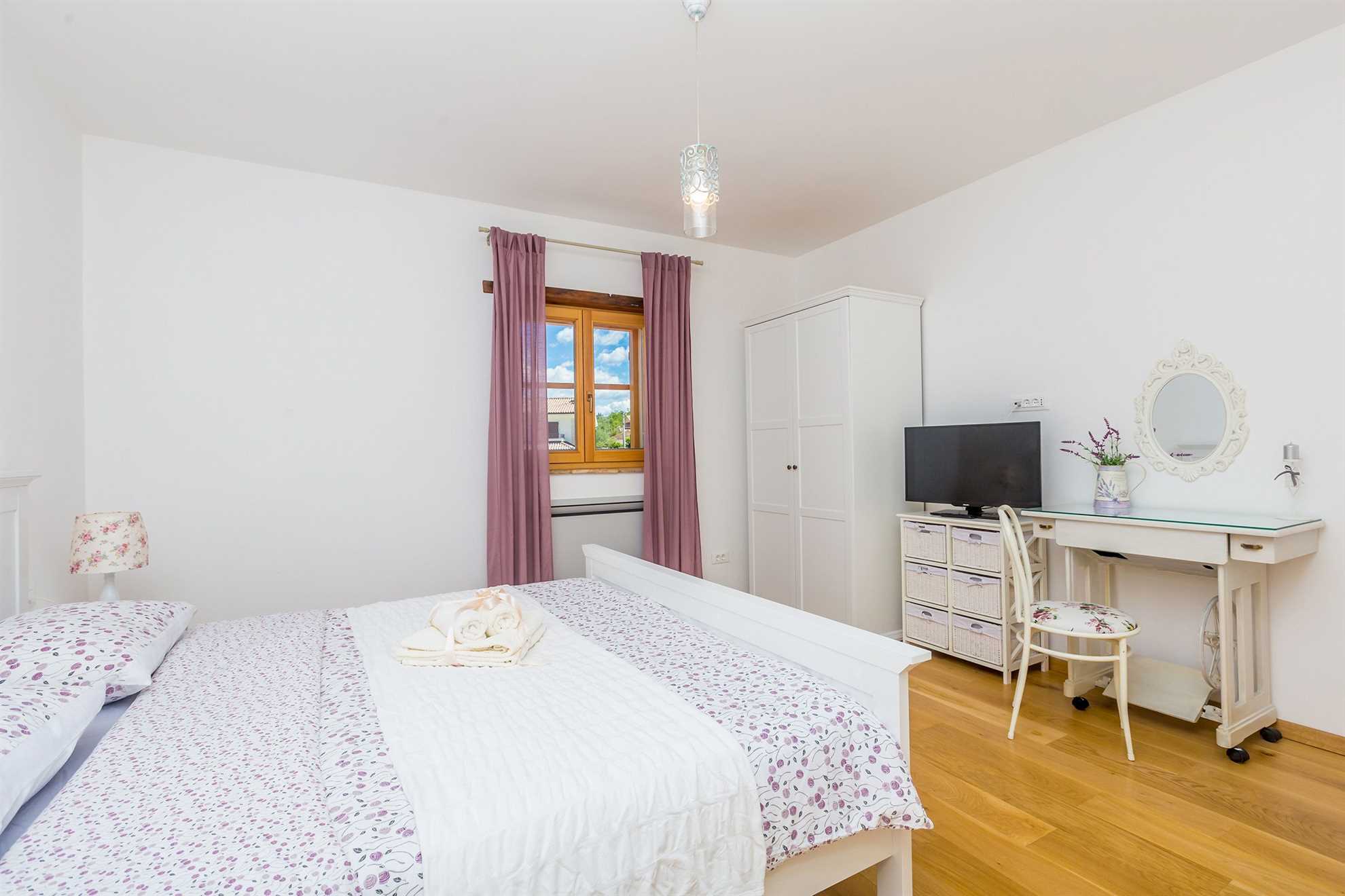 Prekrasna rustikalna kuća za odmor HOJEVICA