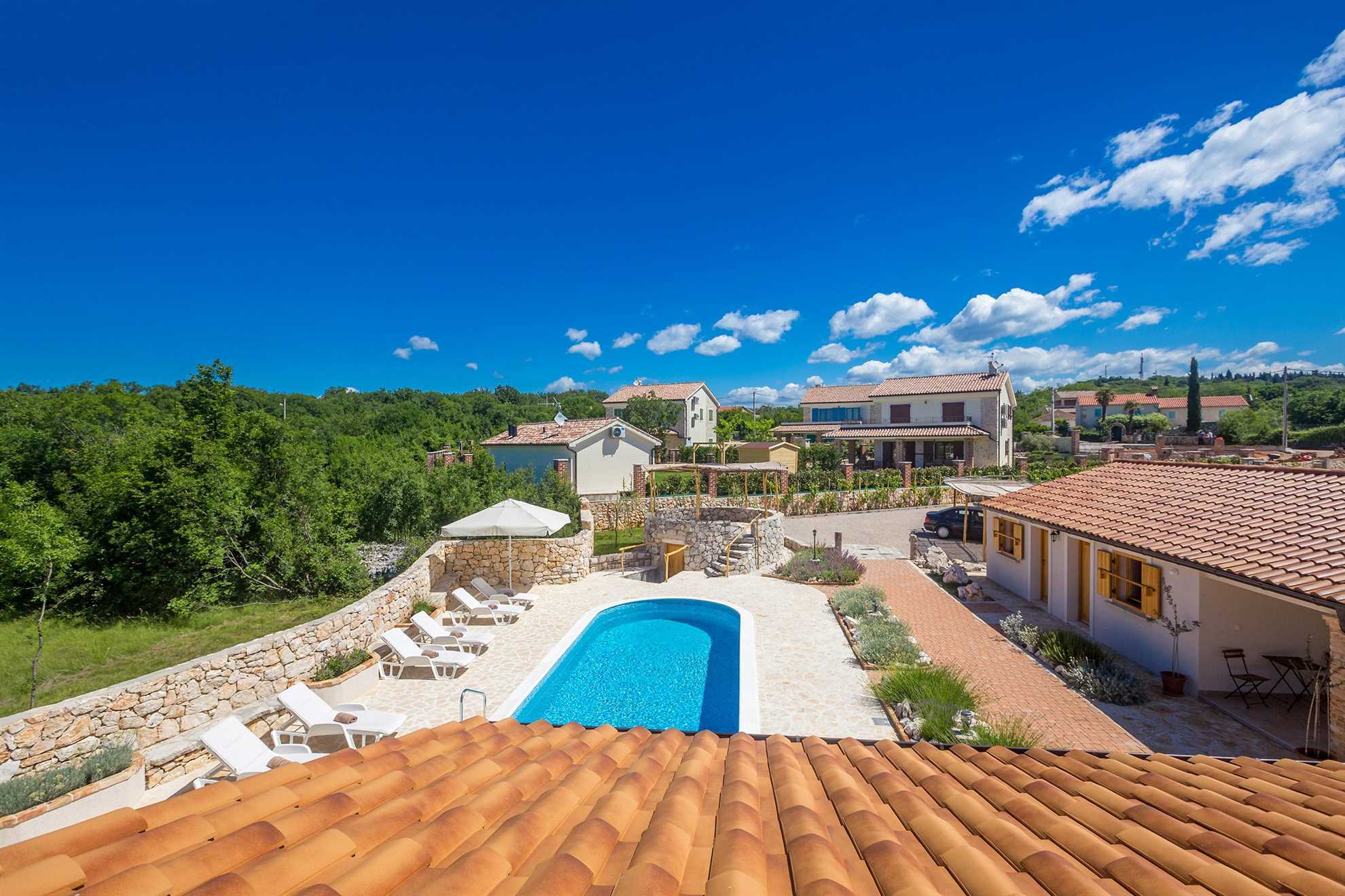 Prekrasna rustikalna kuća za odmor HOJEVICA