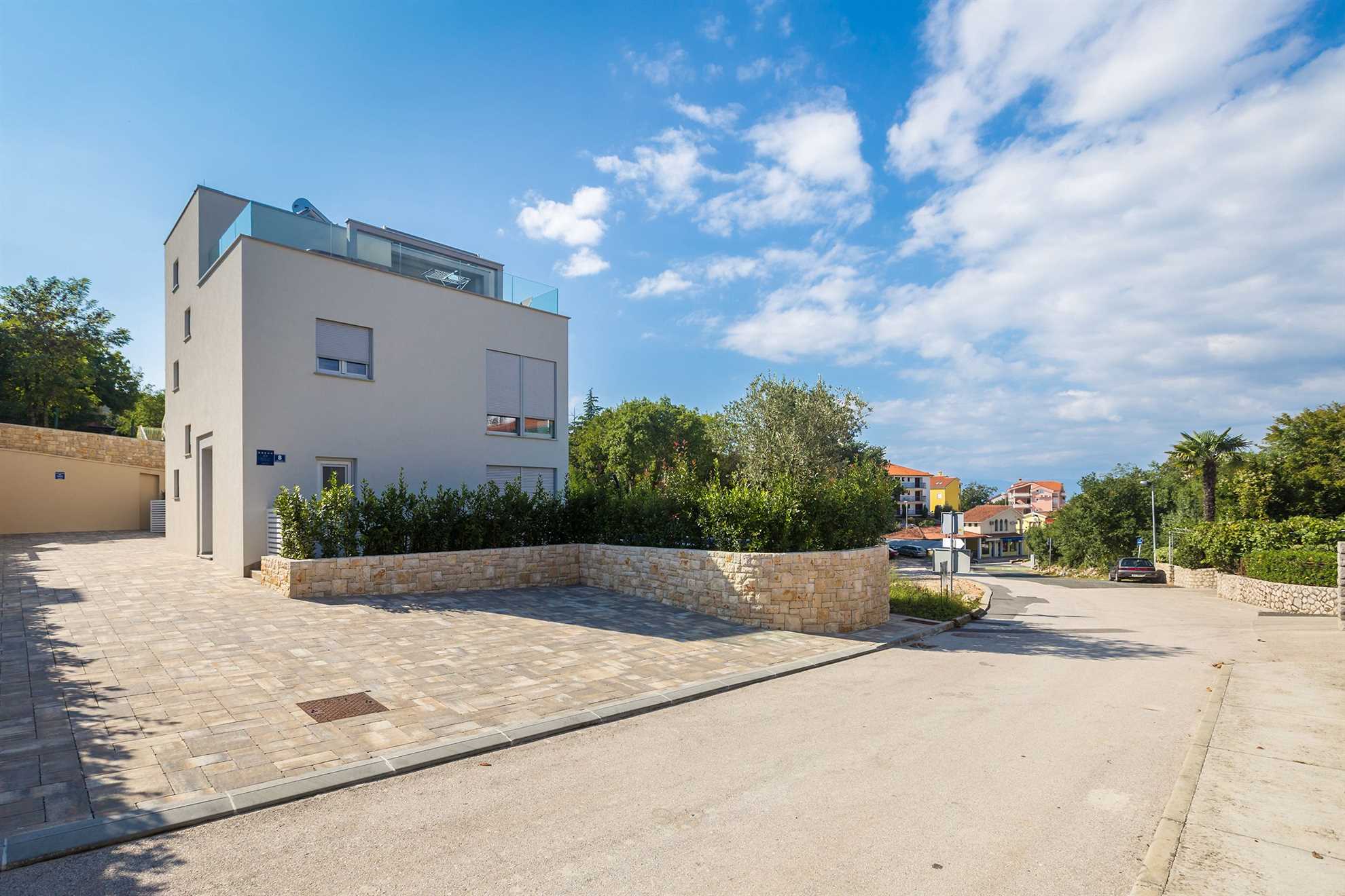 Lussuosa villa DRAZINE con piscina riscaldata e jacuzzi