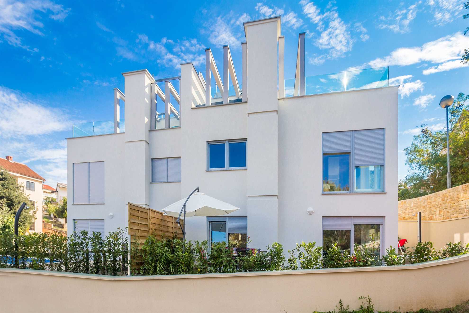 Lussuosa villa DRAZINE con piscina riscaldata e jacuzzi