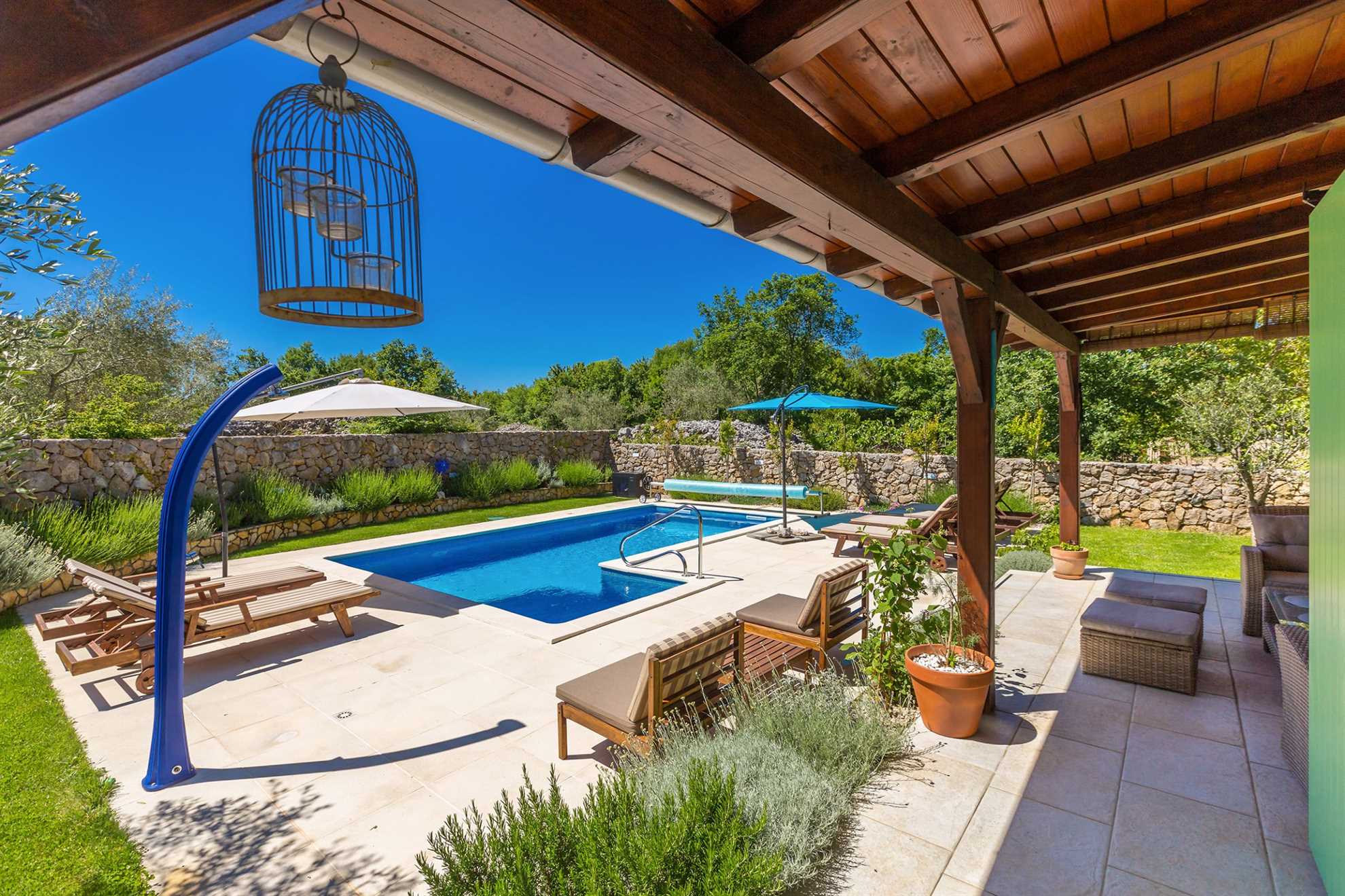 Bella casa vacanze BARUSICI con piscina riscaldata