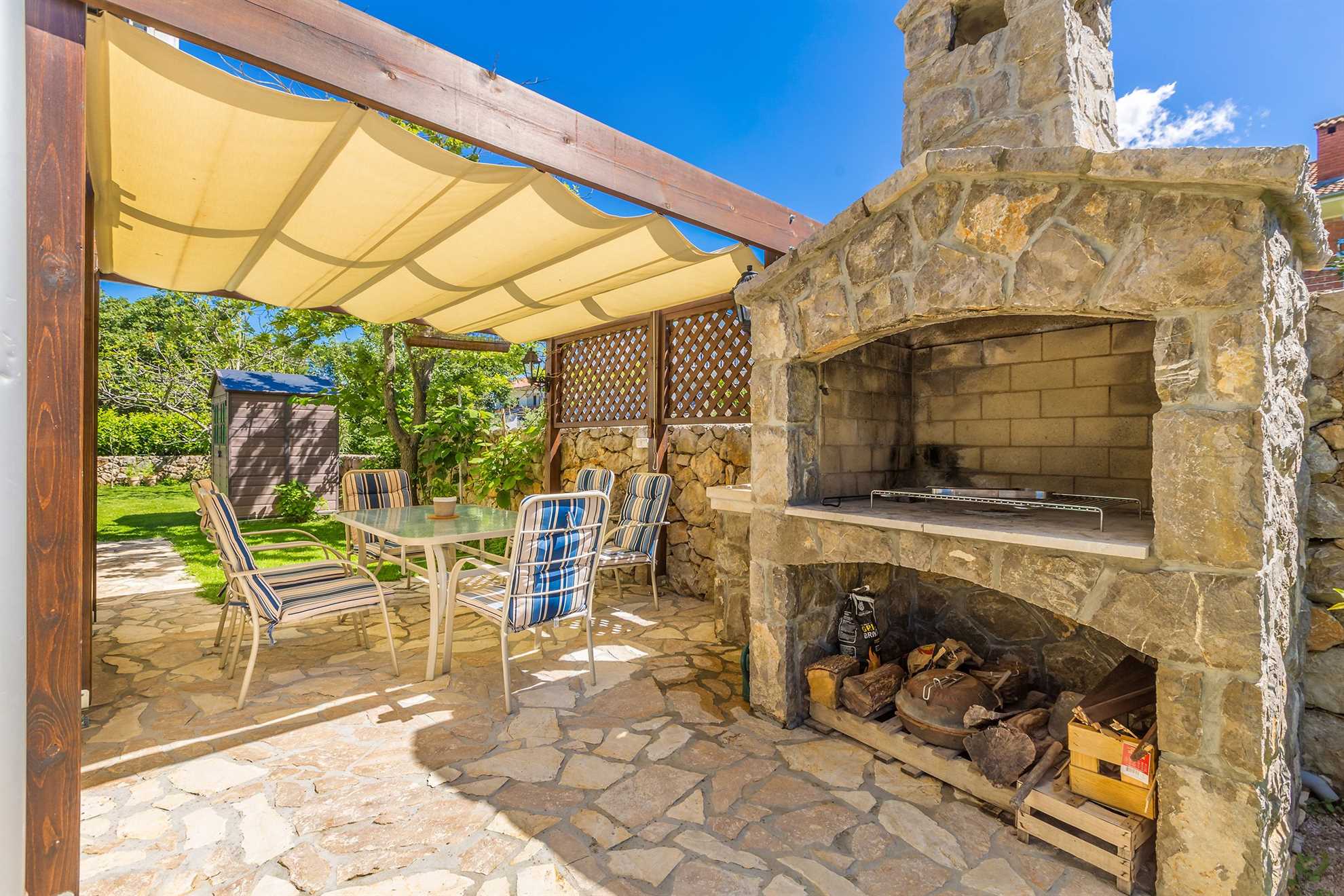 Bella casa vacanze BARUSICI con piscina riscaldata