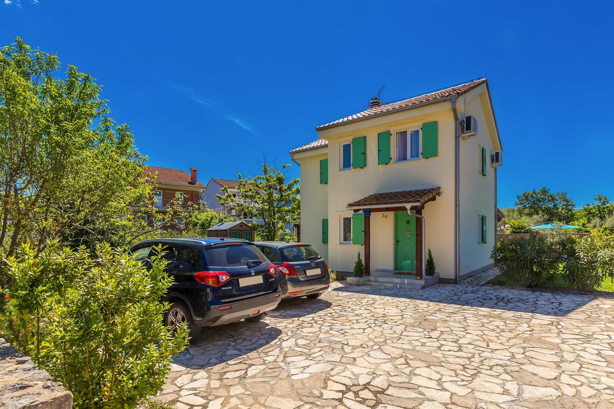 Bella casa vacanze BARUSICI con piscina riscaldata