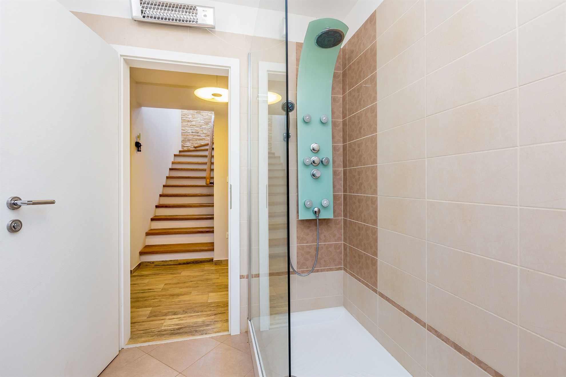 Casa vacanze BRZAC con vista mare