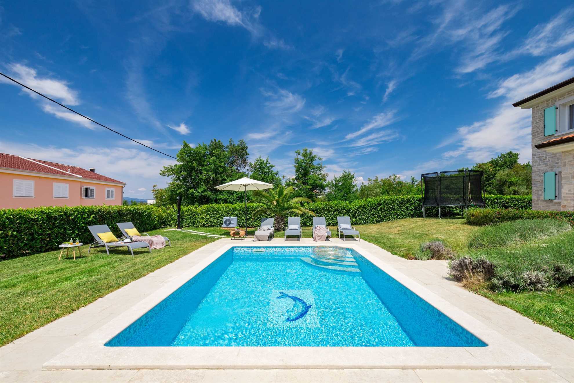 Holiday house JOSEPHINE with heated swimming pool