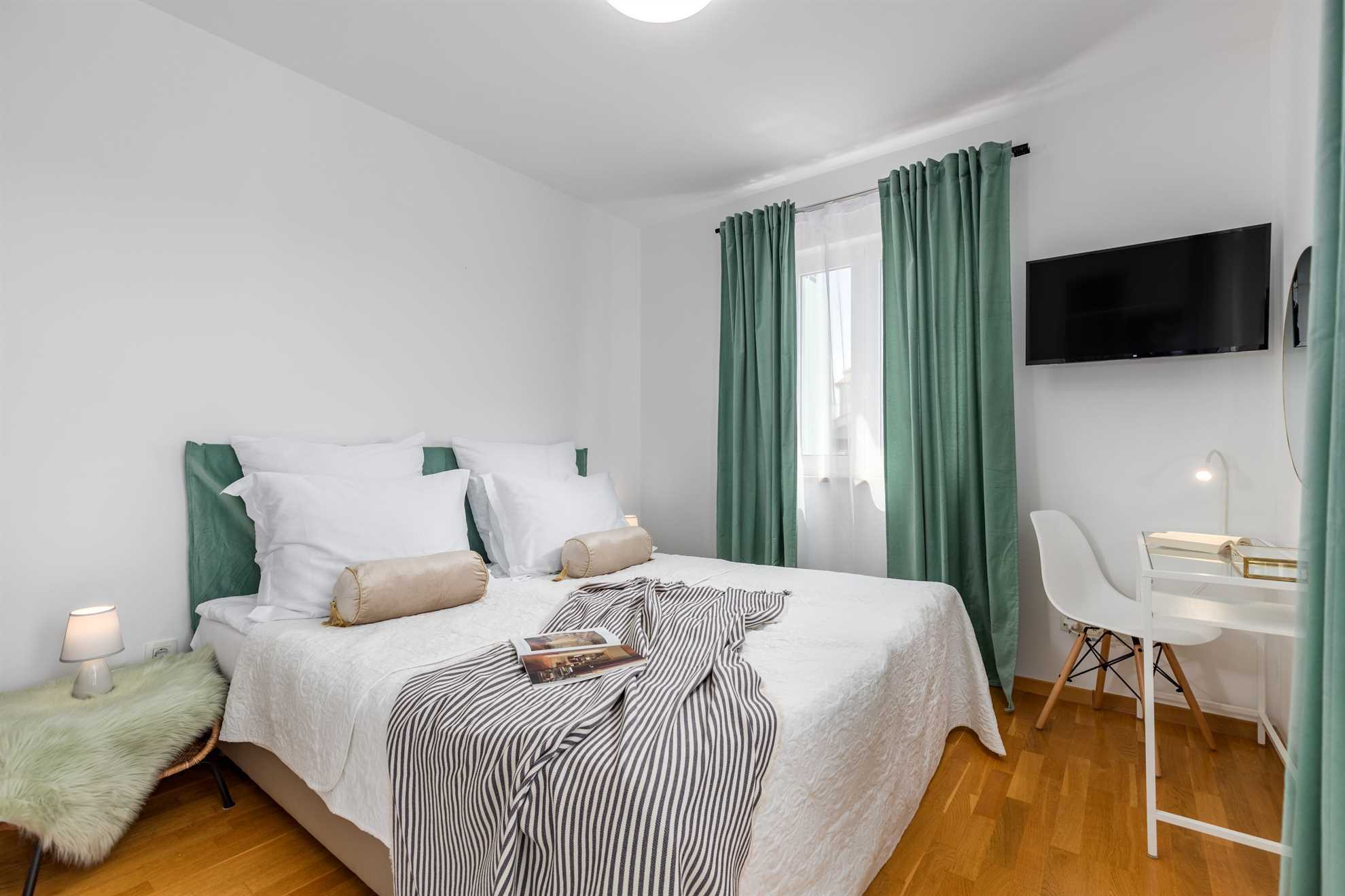 Holiday house JOSEPHINE with heated swimming pool