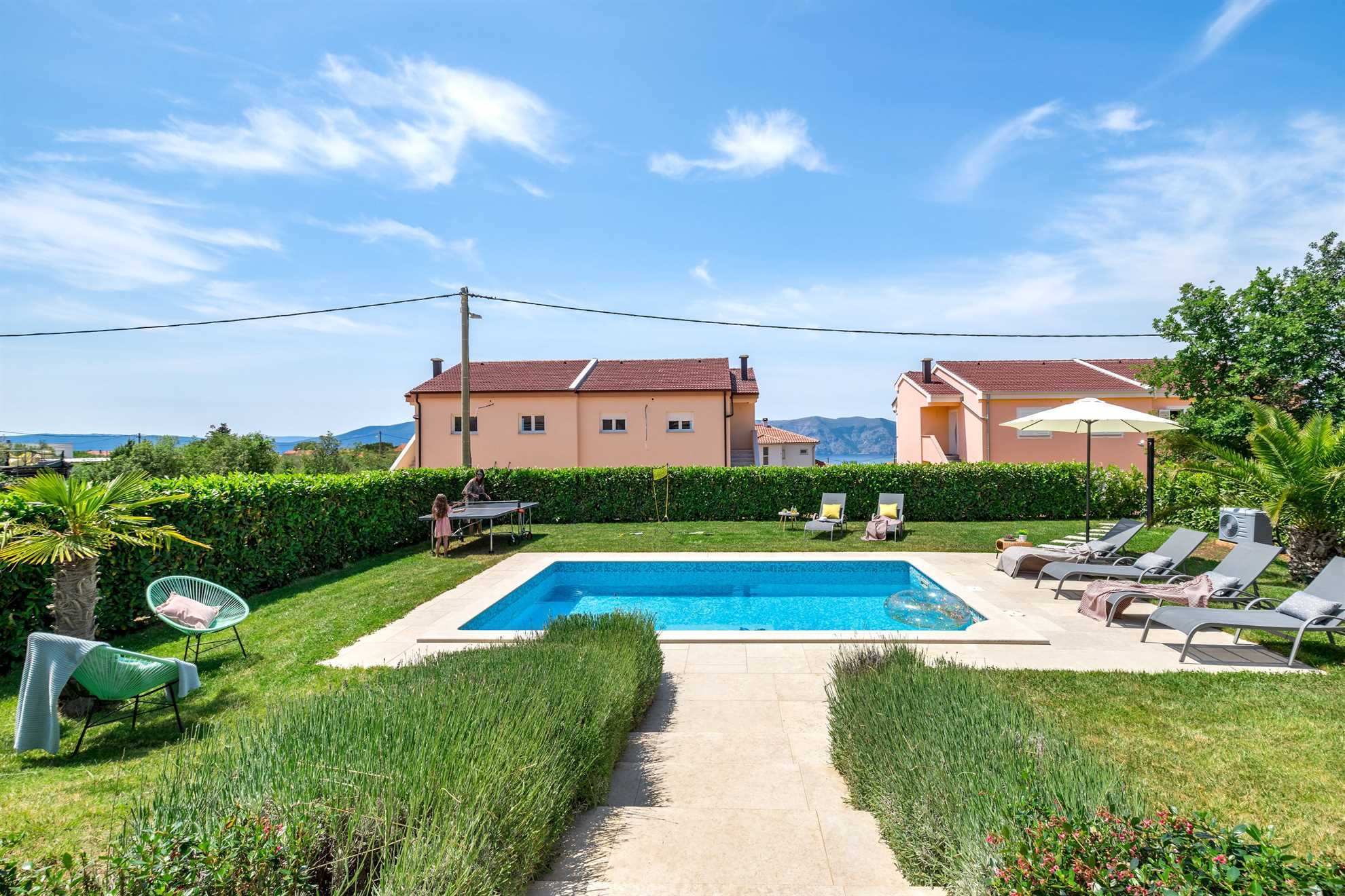Holiday house JOSEPHINE with heated swimming pool
