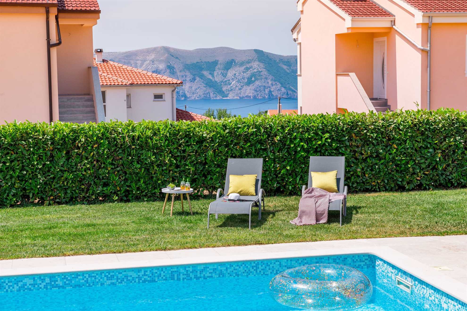 Holiday house JOSEPHINE with heated swimming pool