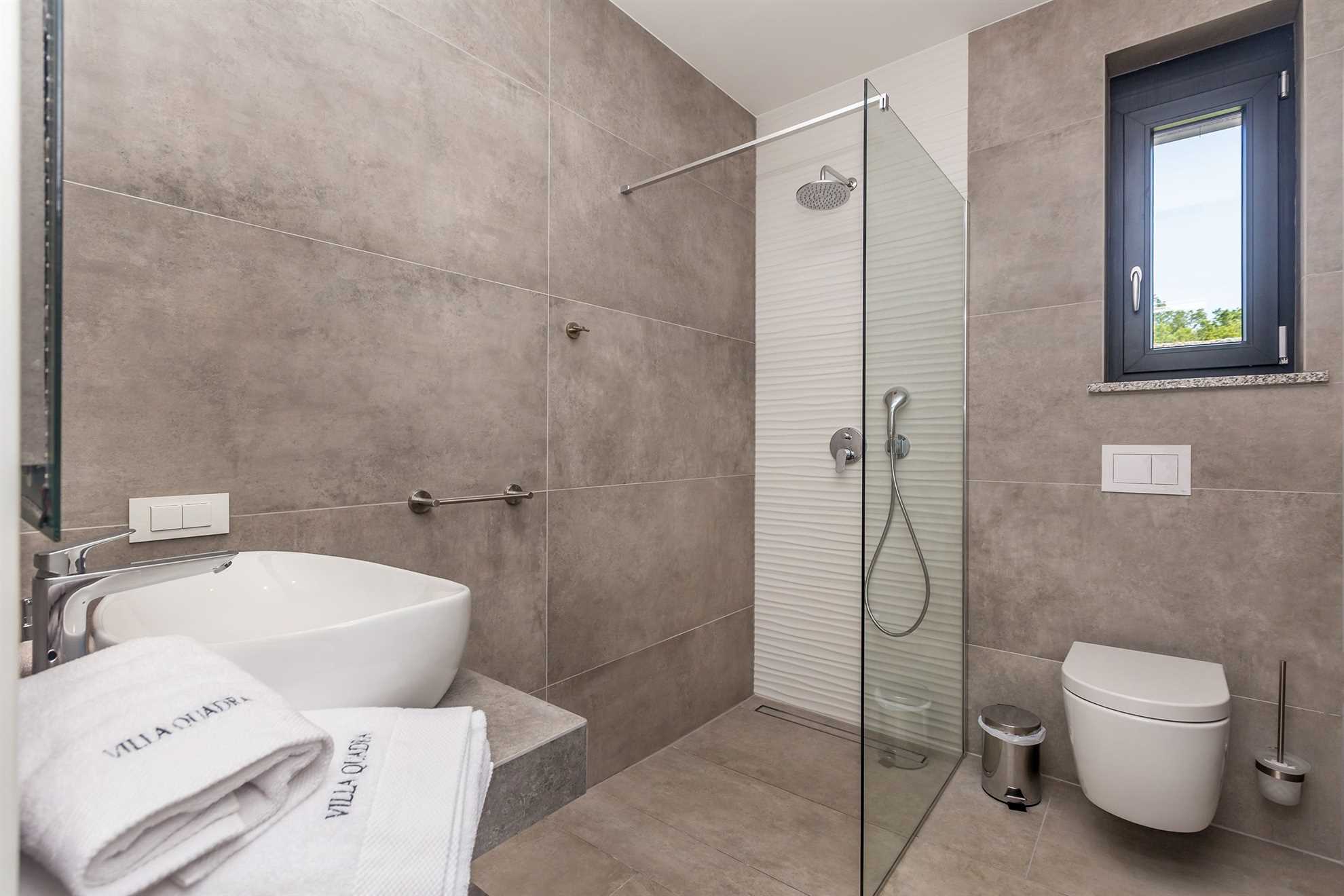 Villa QUADRA s grijanim bazenom