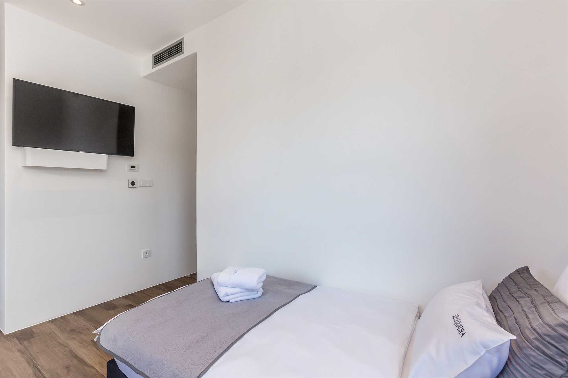 Villa QUADRA s grijanim bazenom