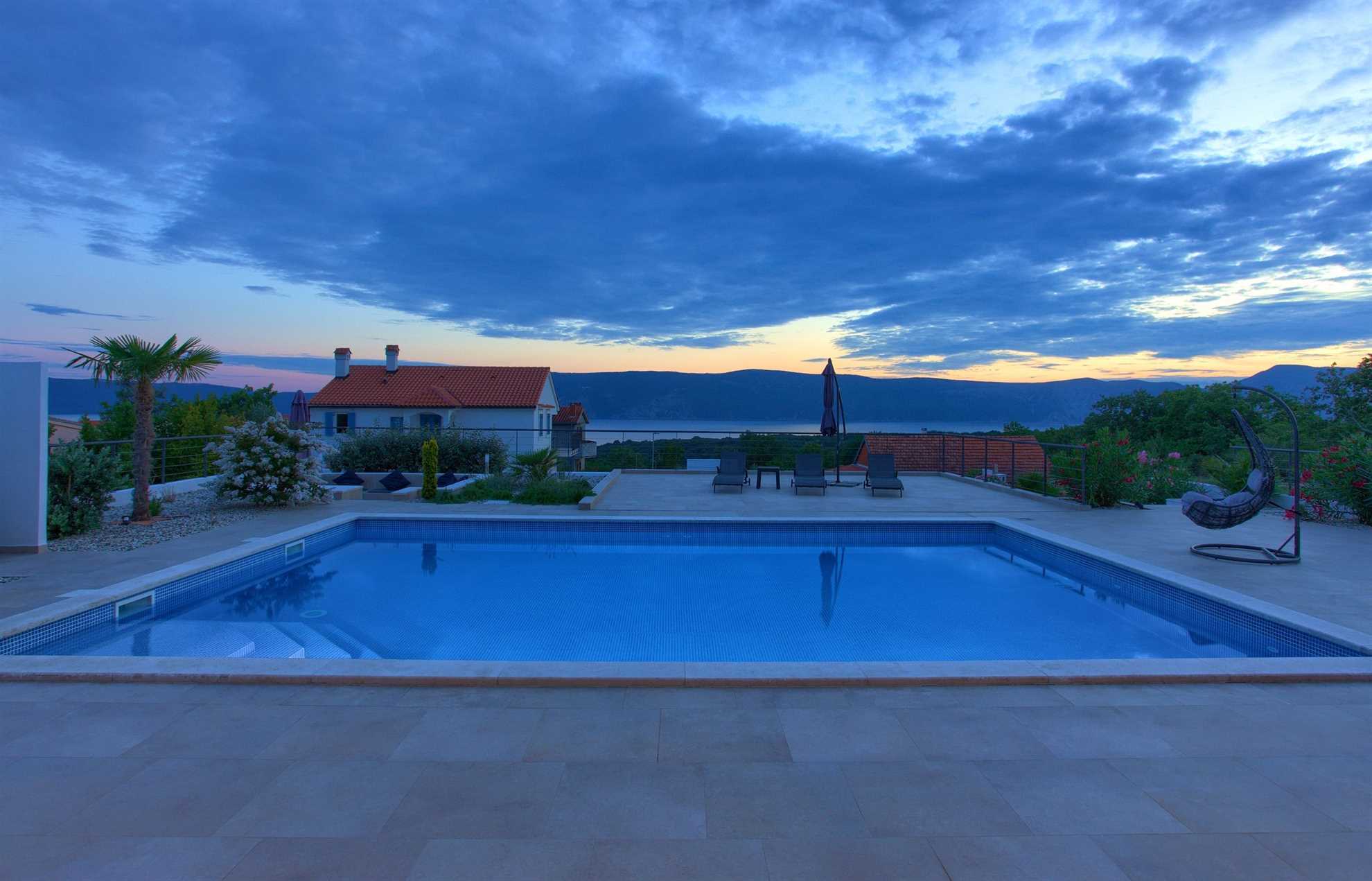 Villa QUADRA s grijanim bazenom