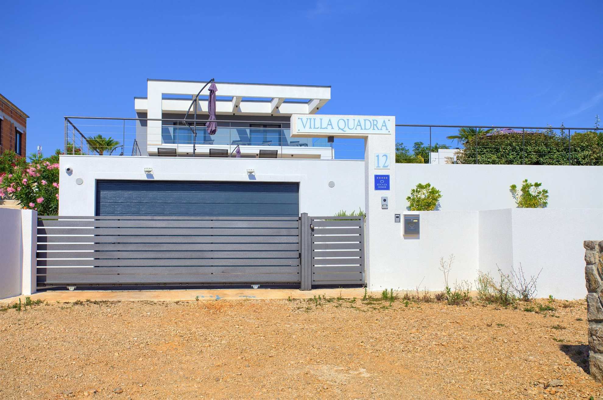 Villa QUADRA s grijanim bazenom