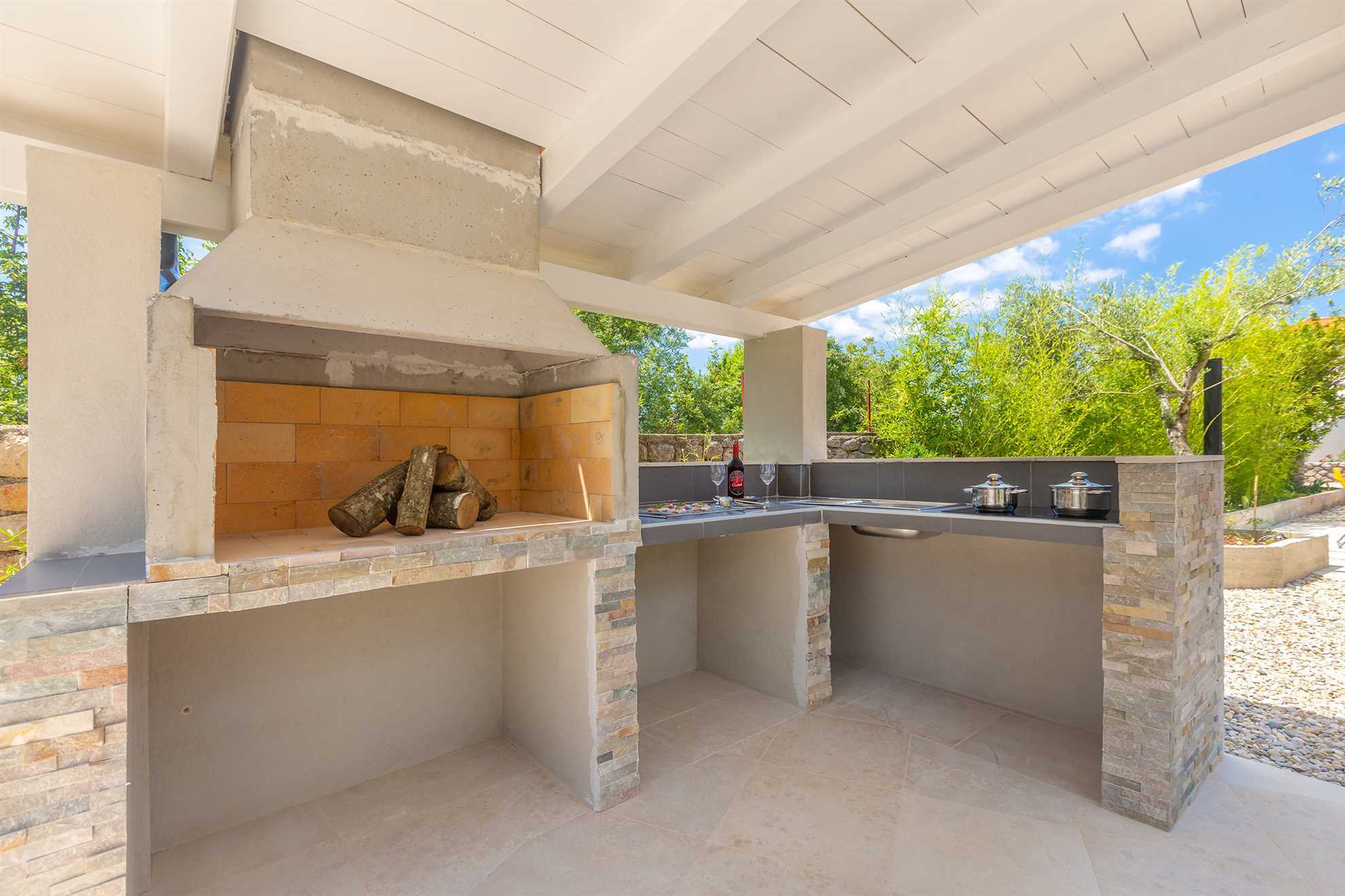 Ferienhaus KAI mit privatem Pool