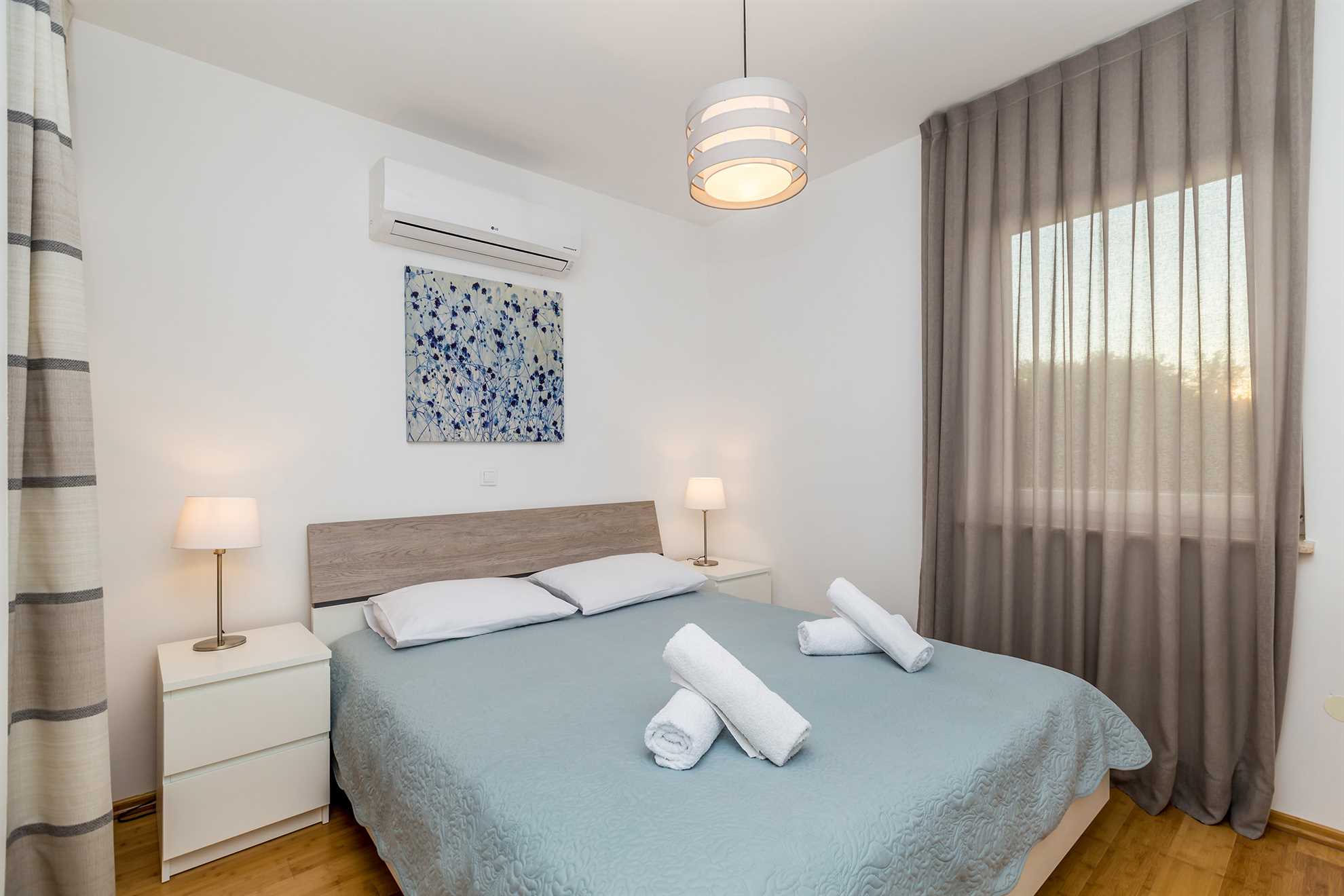 Ferienhaus VESNA mit Pool