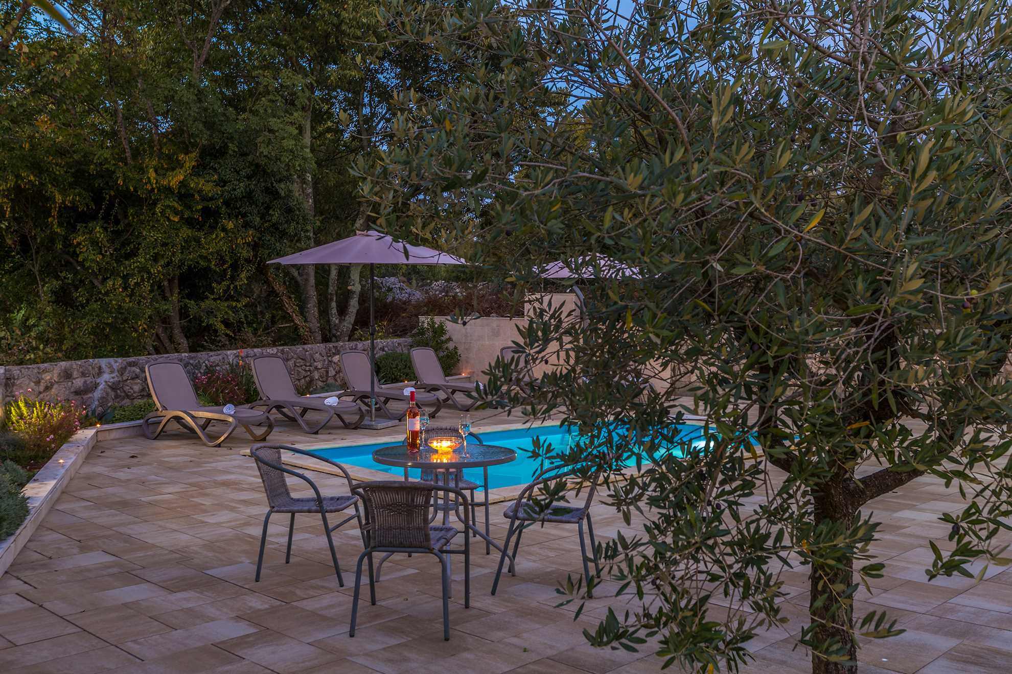 Ferienhaus VESNA mit Pool