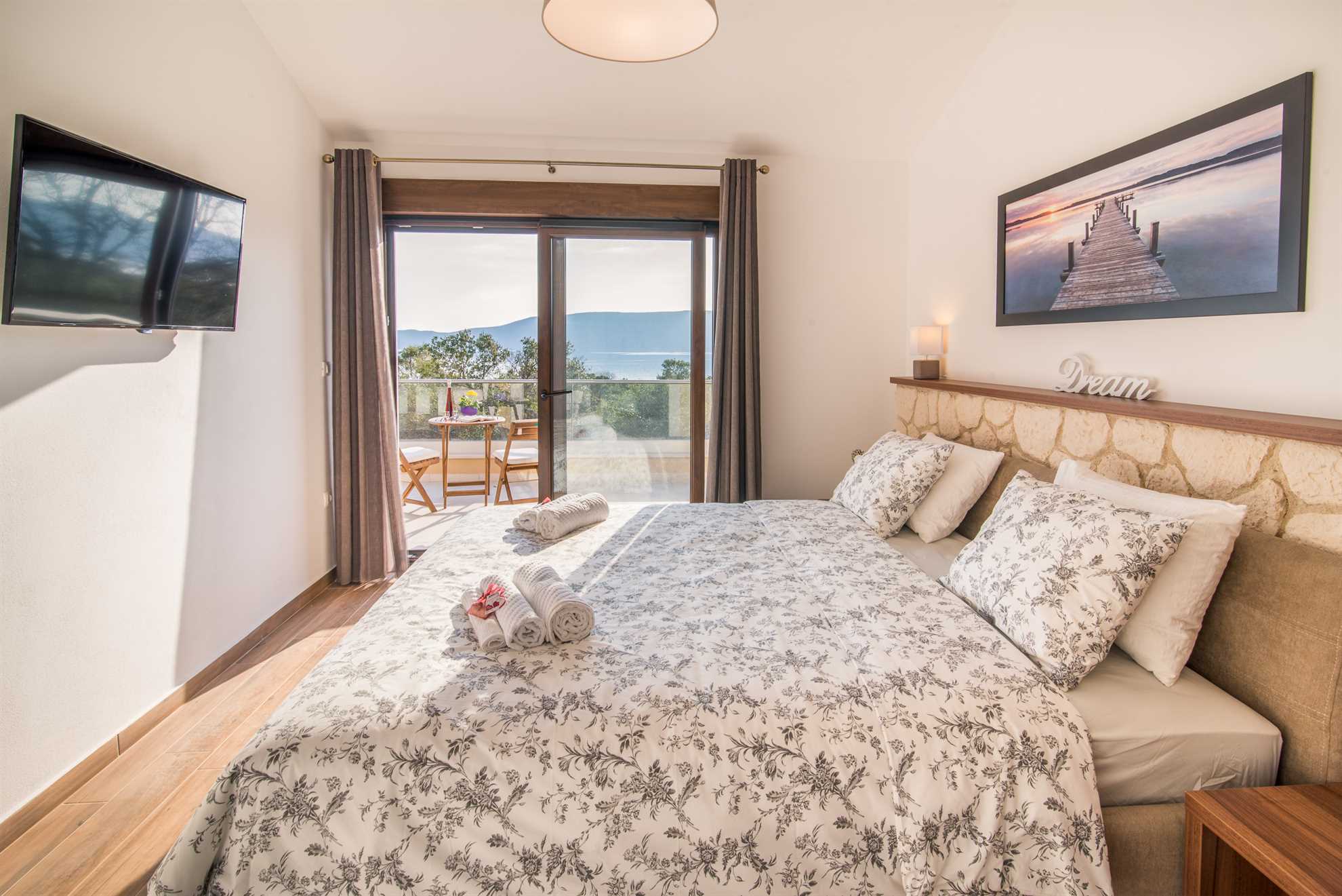 Prekrasna vila LAURA s privatnim bazenom
