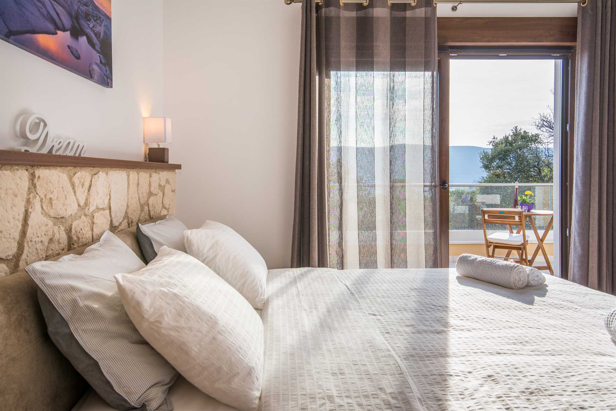 Prekrasna vila LAURA s privatnim bazenom