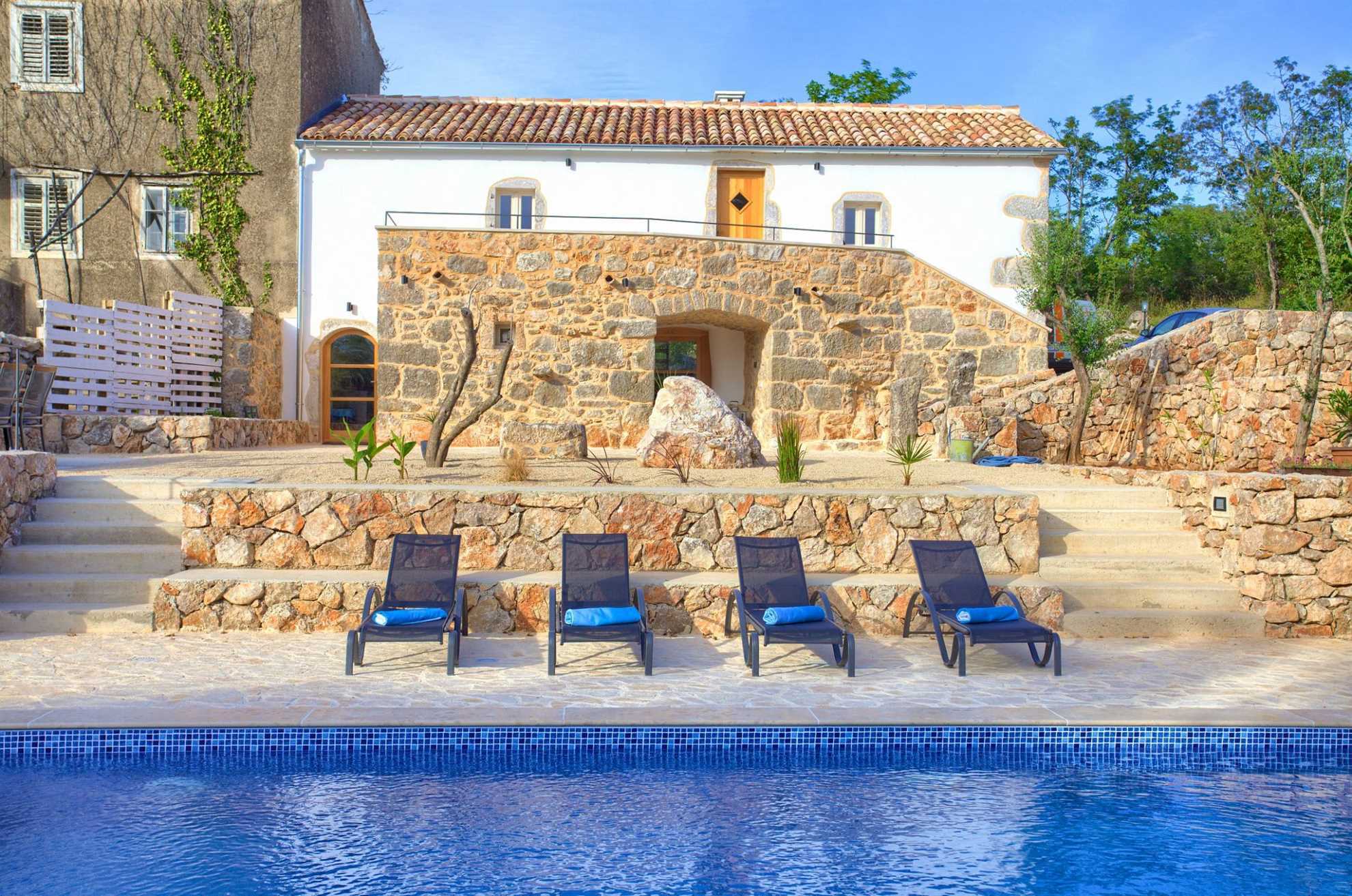 Beautiful Villa MAY with swimming pool