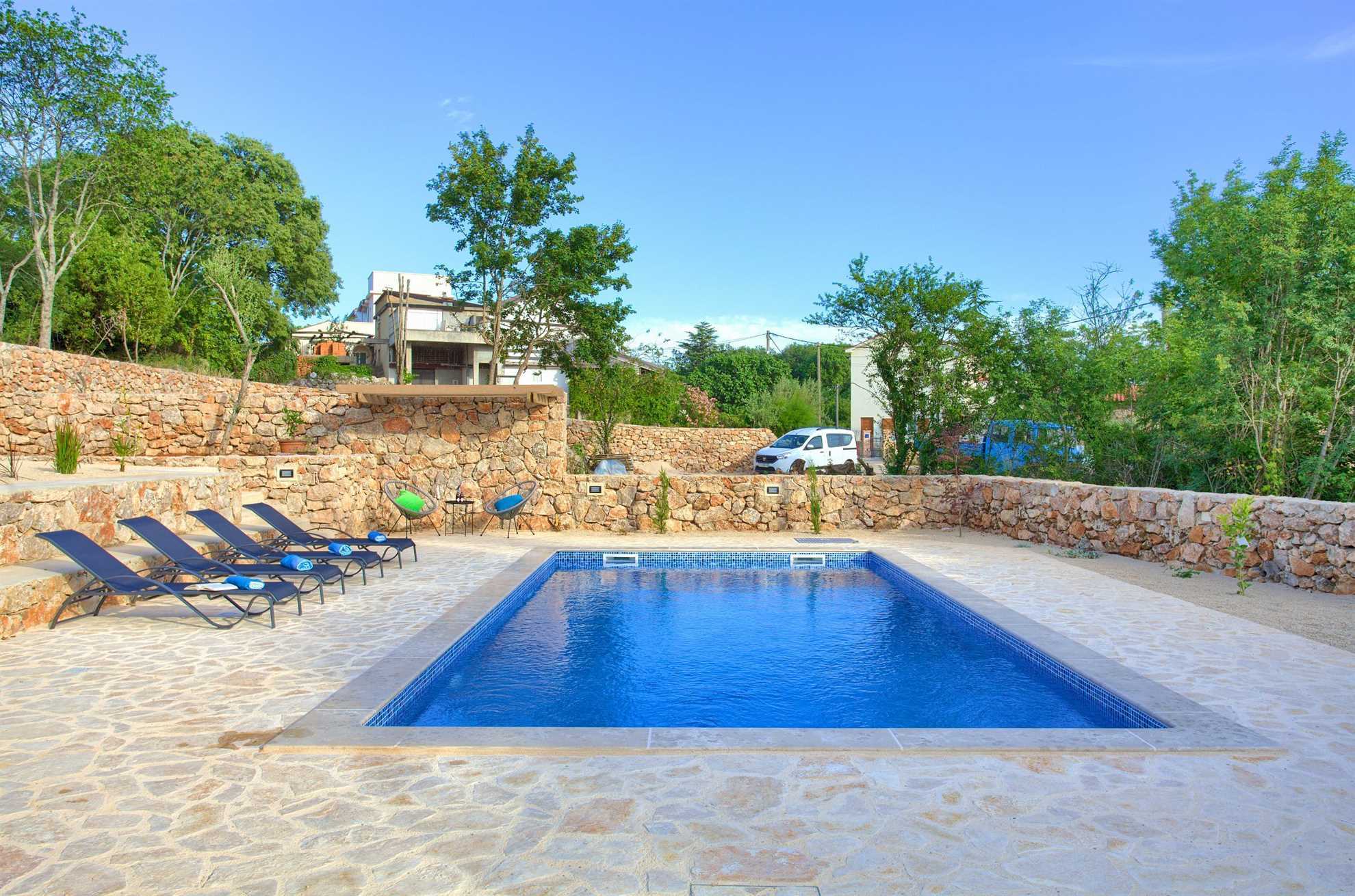 Beautiful Villa MAY with swimming pool