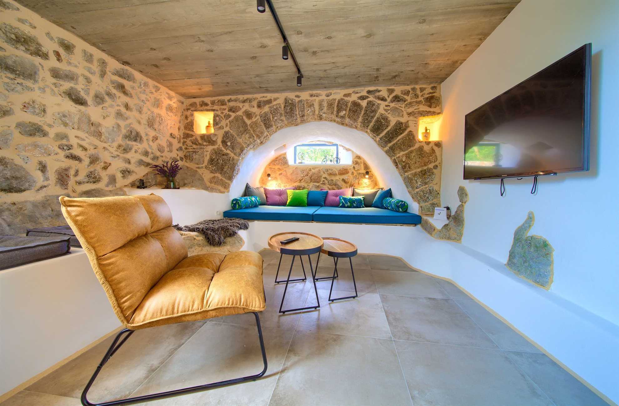 Beautiful Villa MAY with swimming pool