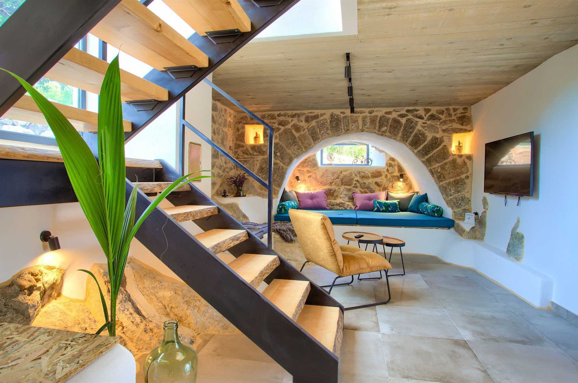 Beautiful Villa MAY with swimming pool