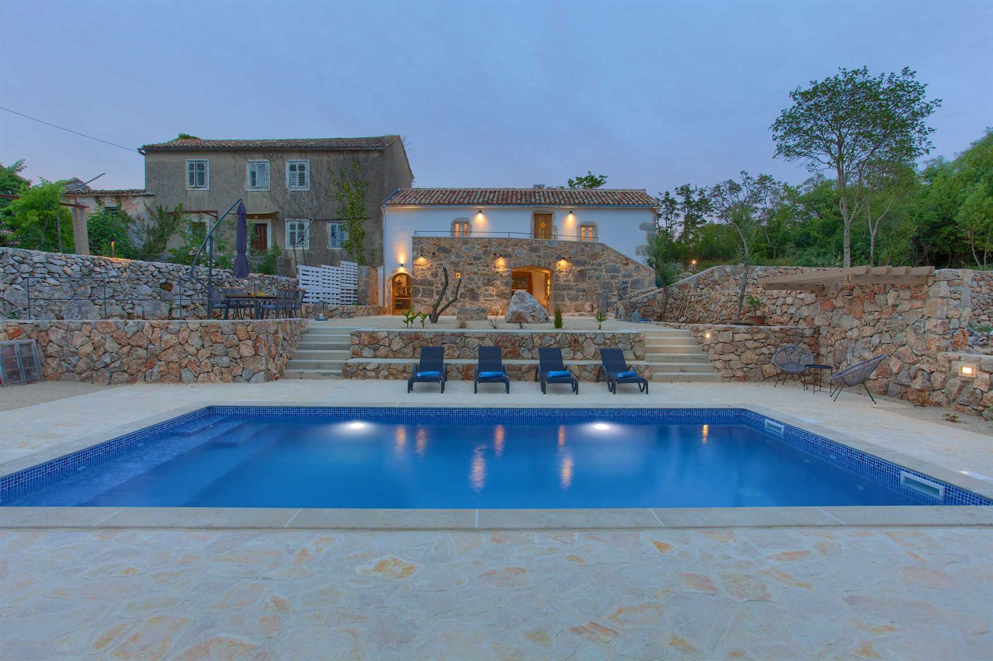 Beautiful Villa MAY with swimming pool