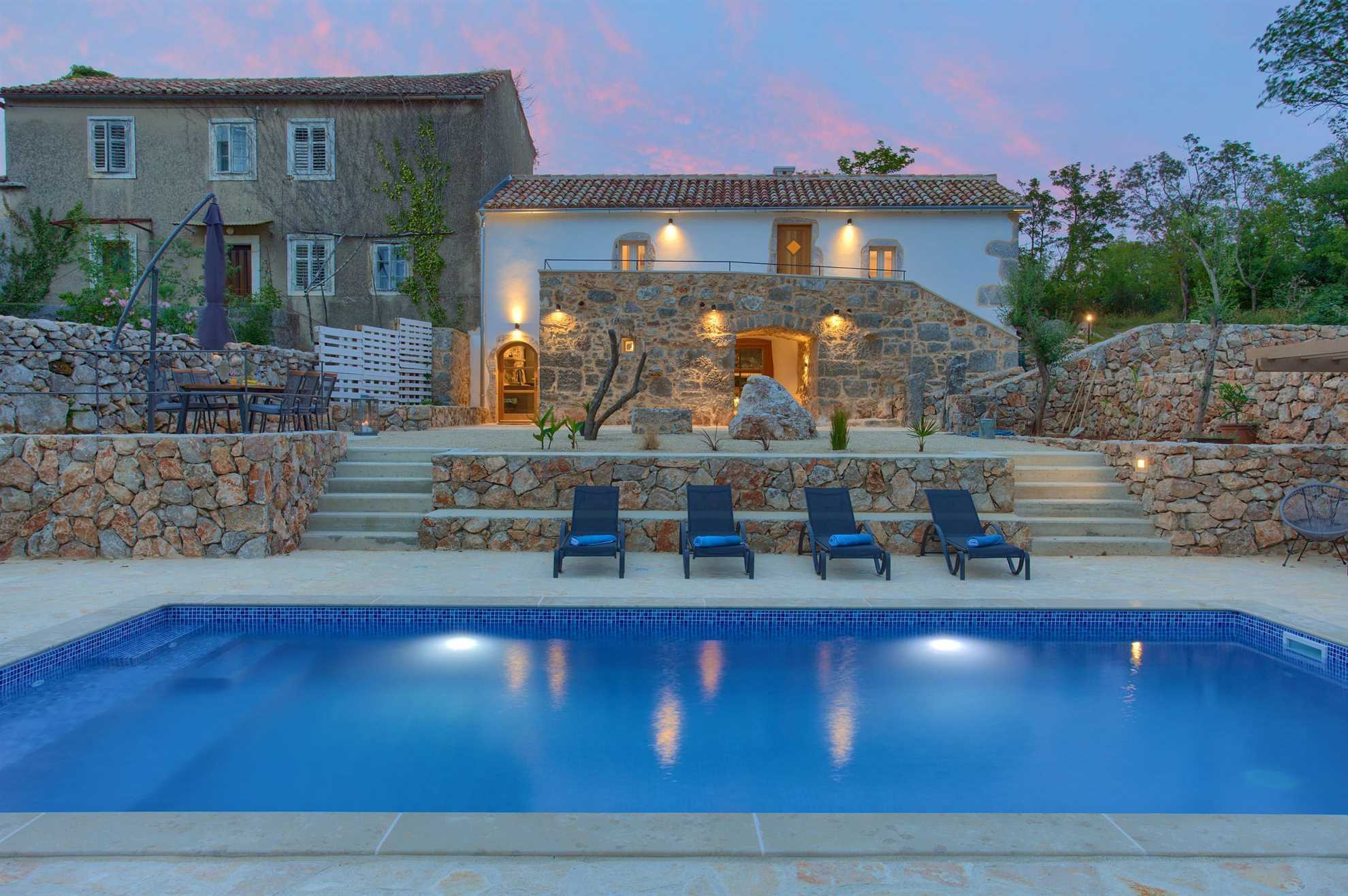 Beautiful Villa MAY with swimming pool