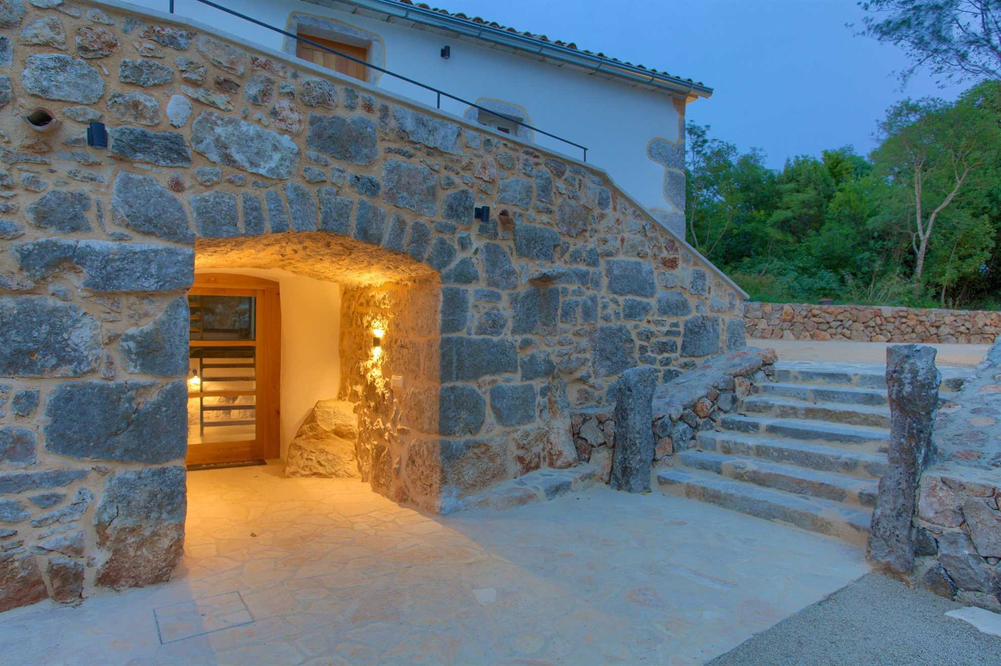 Beautiful Villa MAY with swimming pool