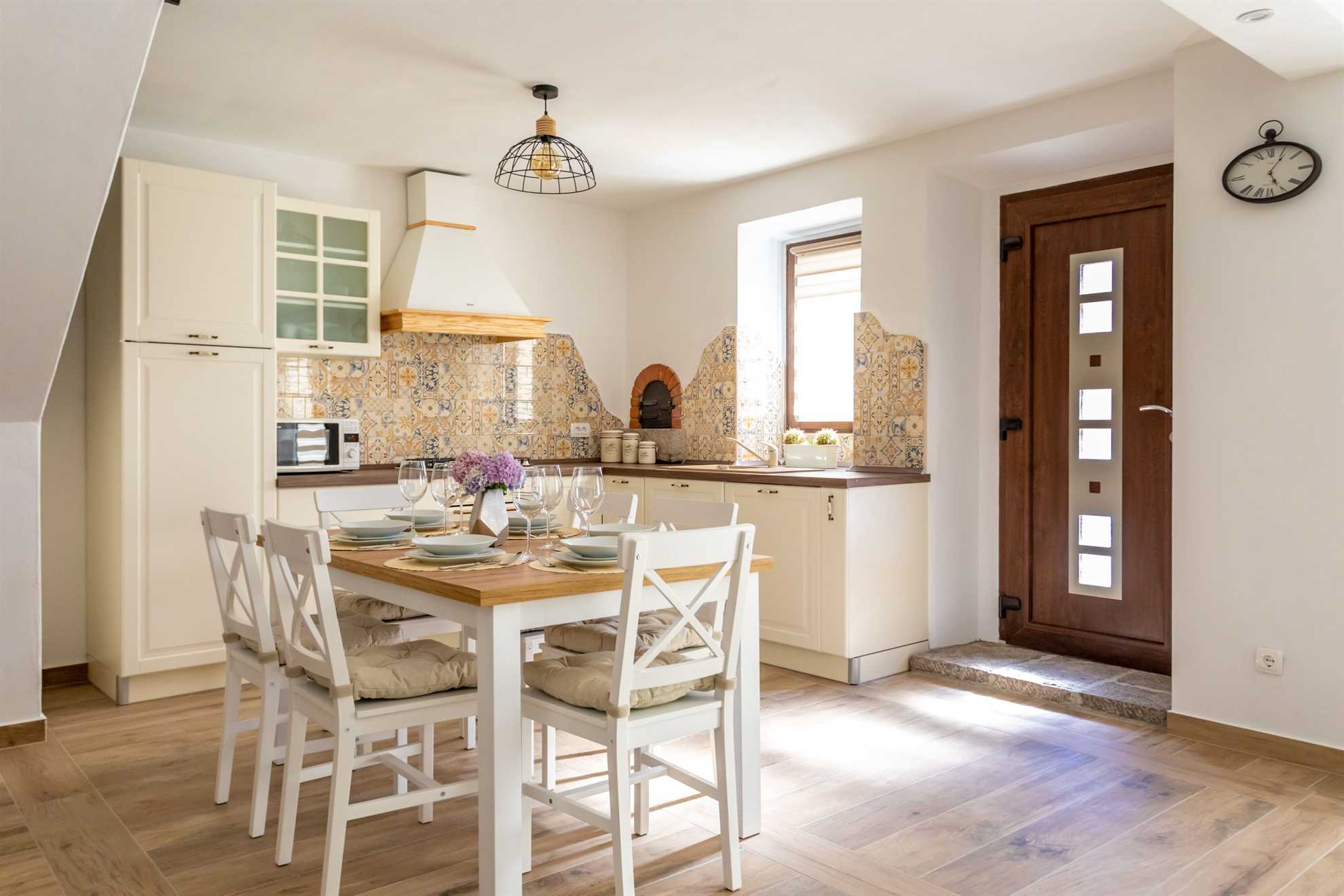 Kuća za odmor PAVOVCI sa grijanim bazenom