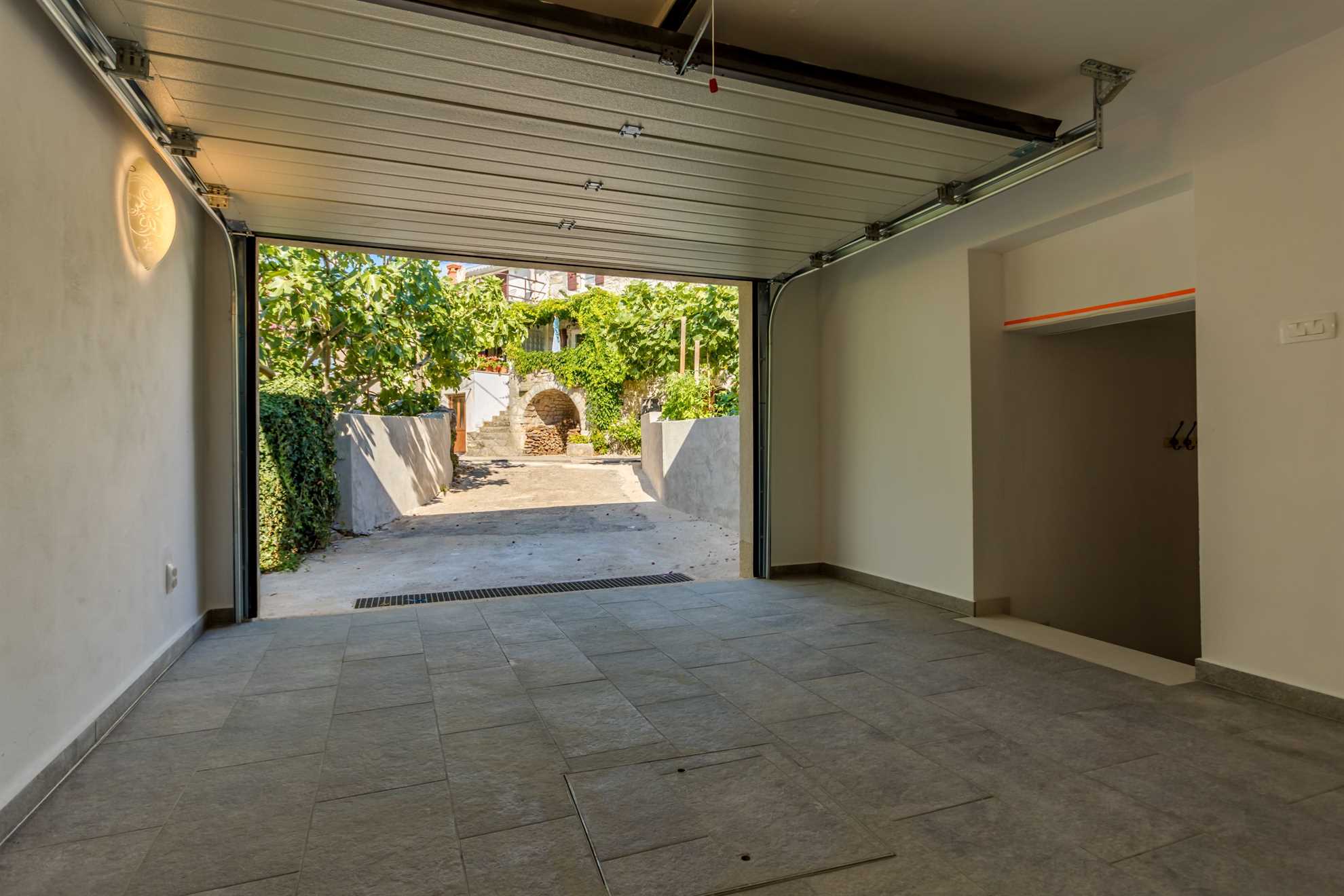 Kuća za odmor PAVOVCI sa grijanim bazenom